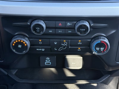 2027 Ford Super Duty F-250 XLT