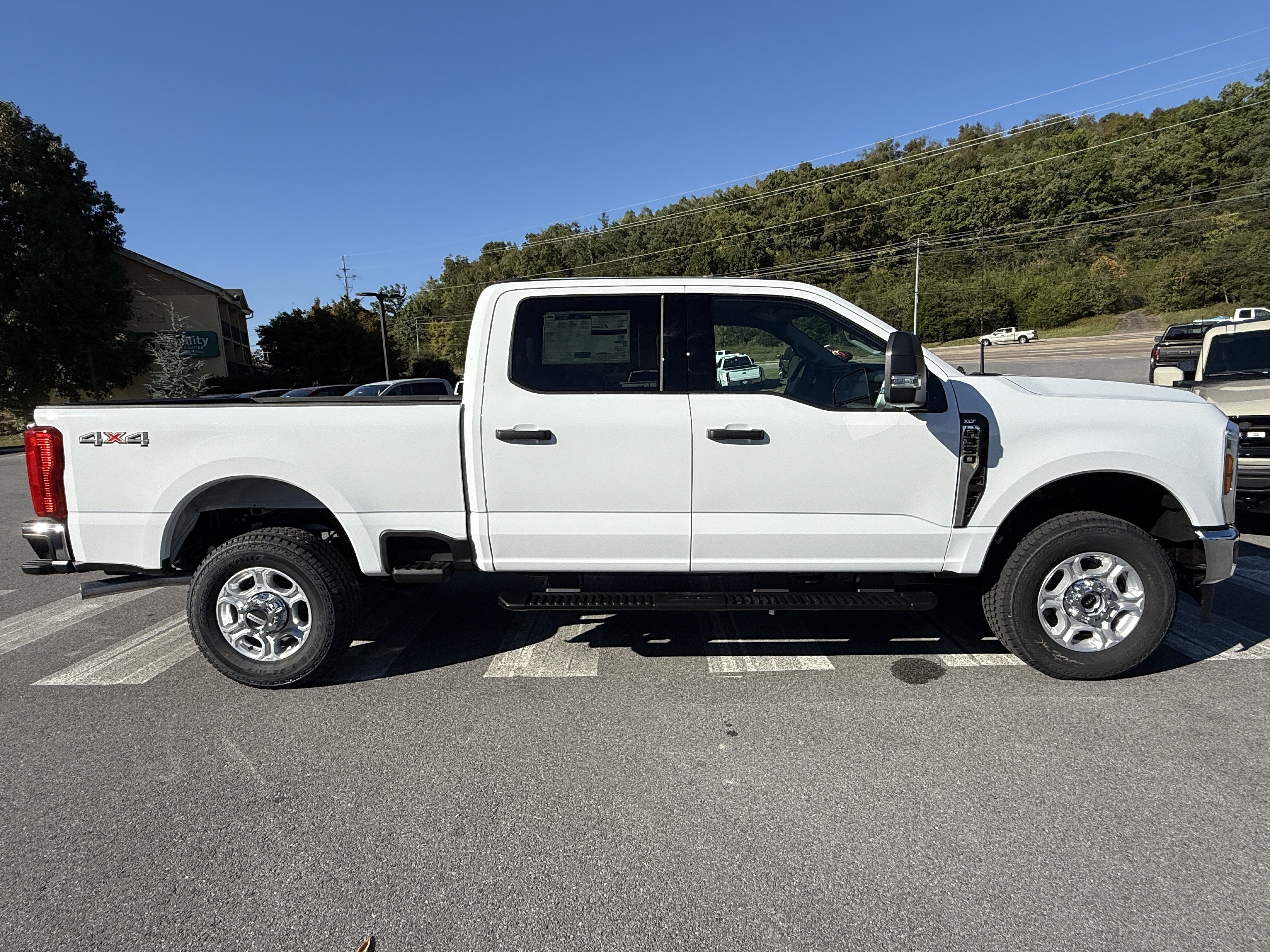 2027 Ford Super Duty F-250 XLT