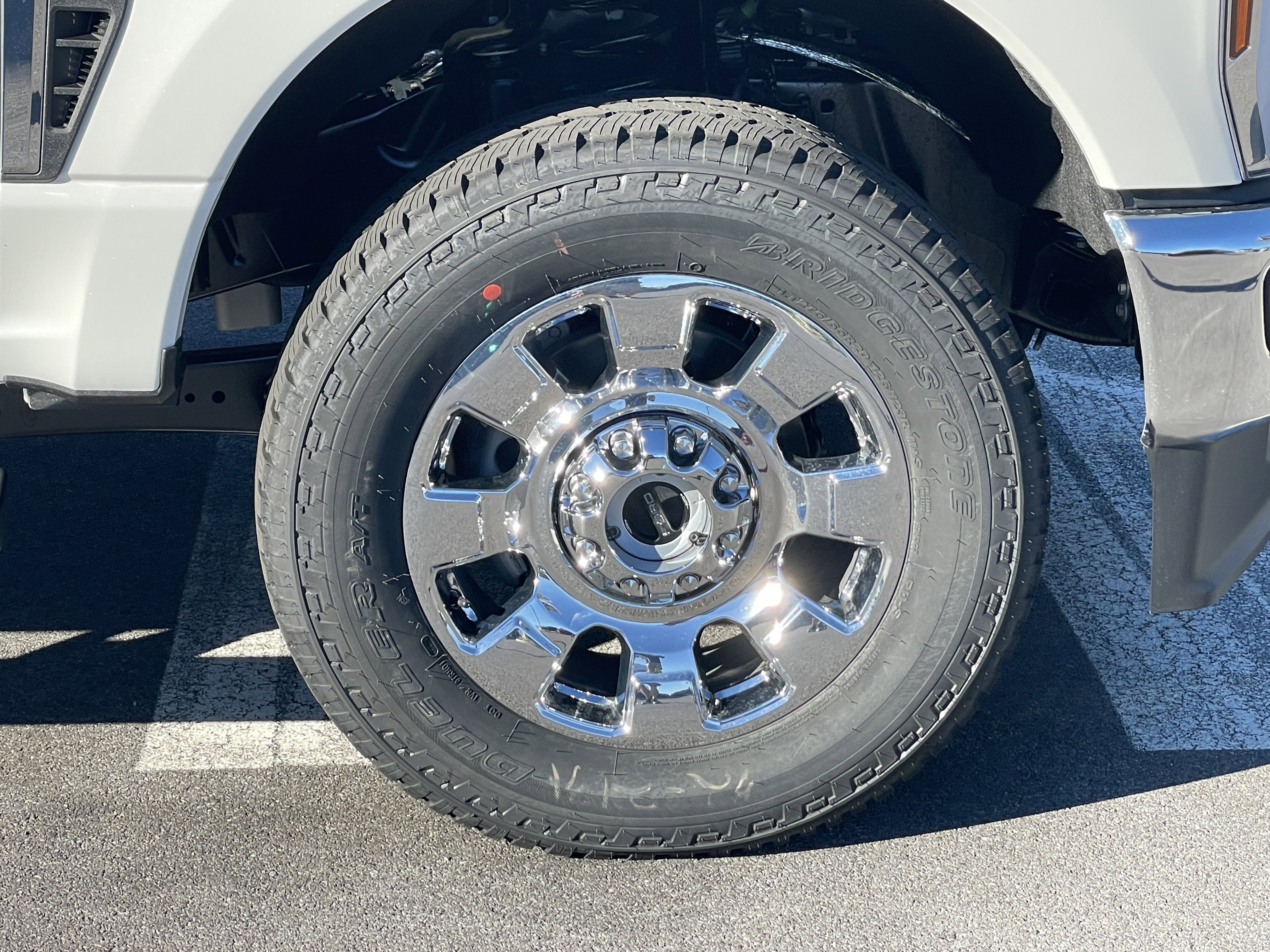 2026 Ford Super Duty F-350 SRW LARIAT