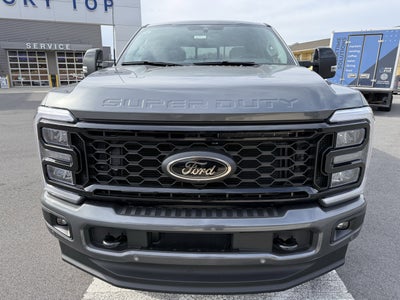 2026 Ford Super Duty F-350 SRW LARIAT