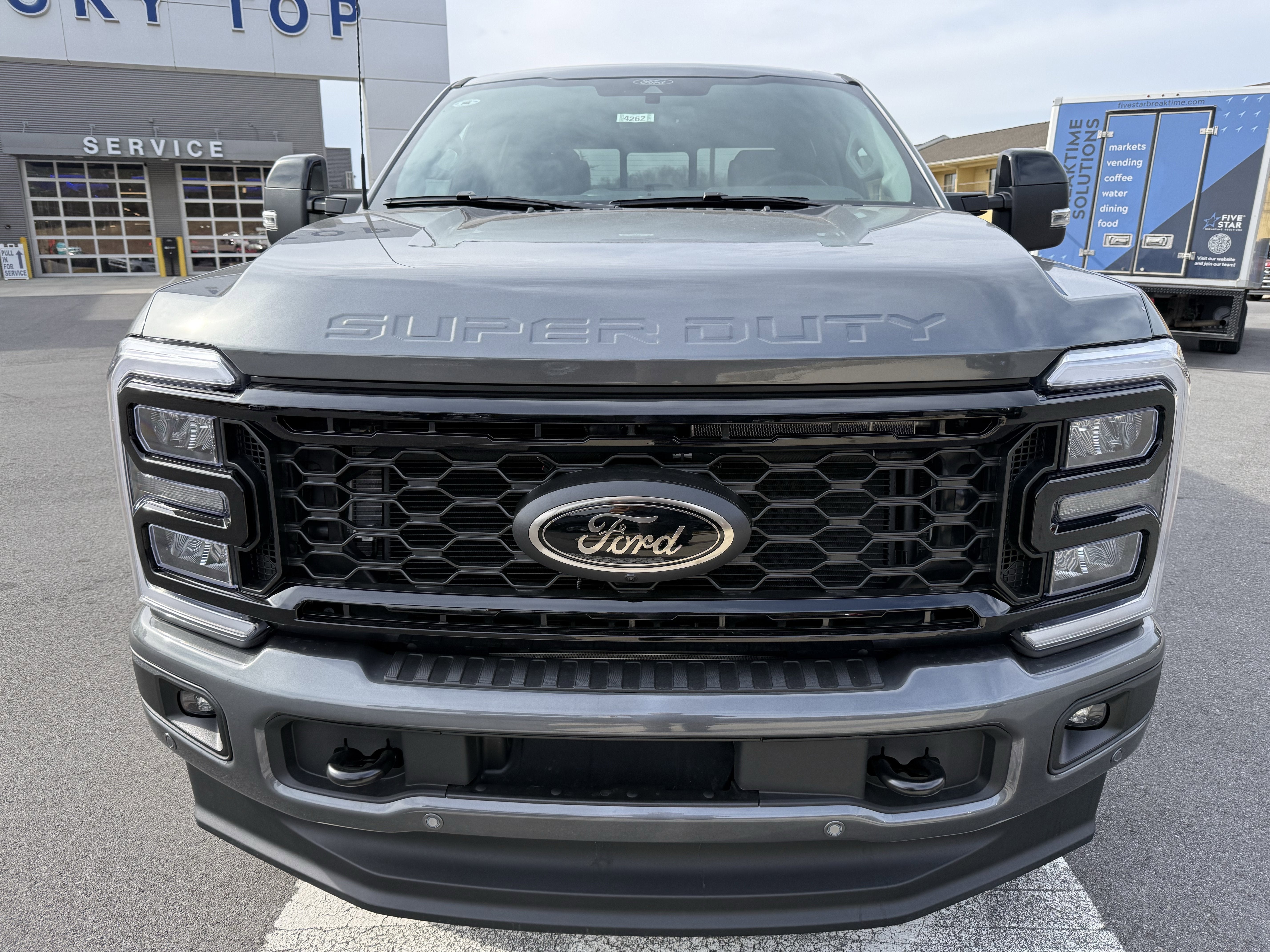 2026 Ford Super Duty F-350 SRW LARIAT