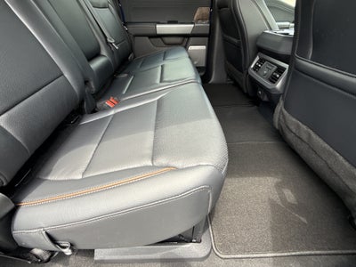 2026 Ford Super Duty F-350 SRW LARIAT