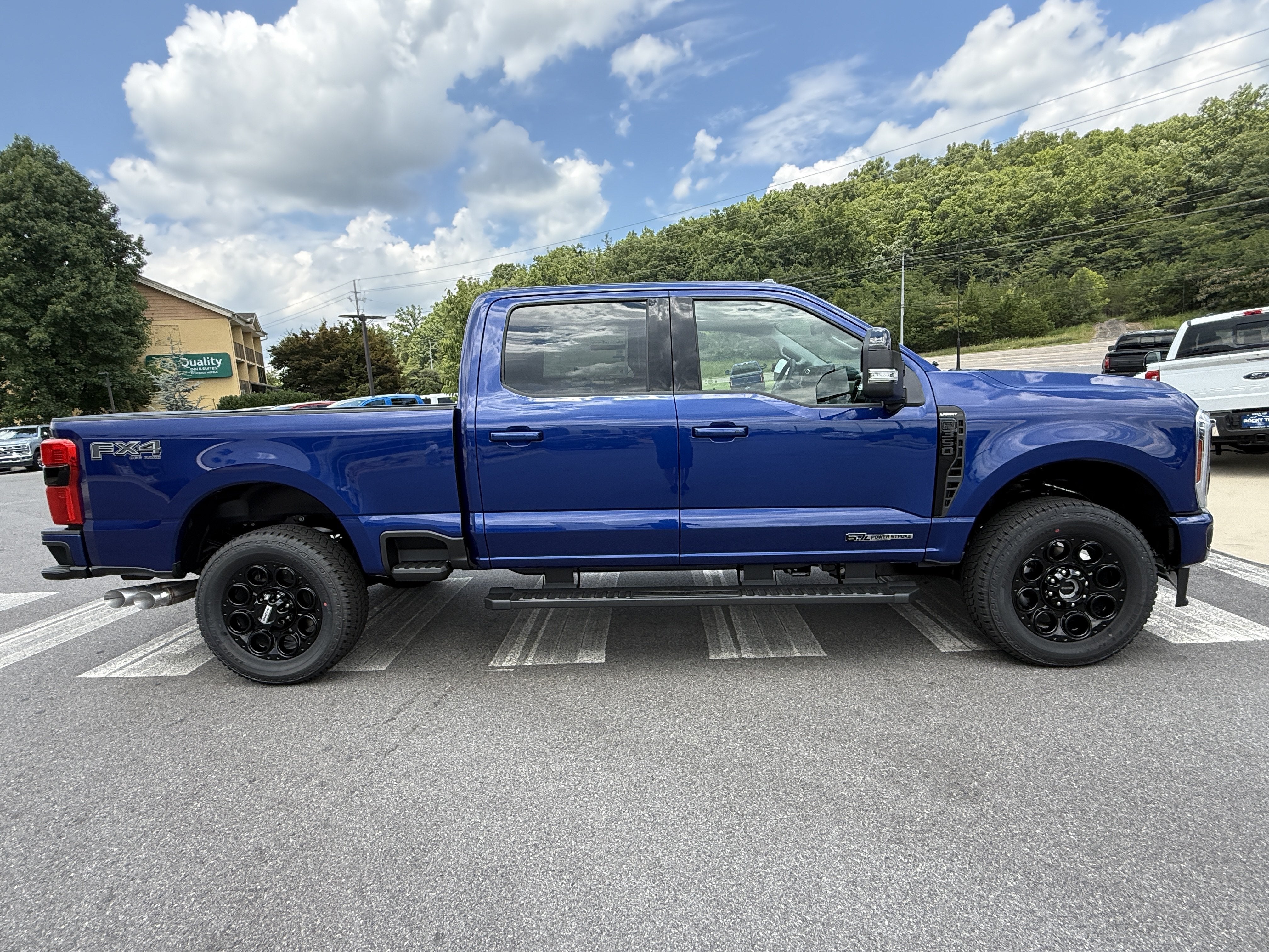 2026 Ford Super Duty F-350 SRW LARIAT