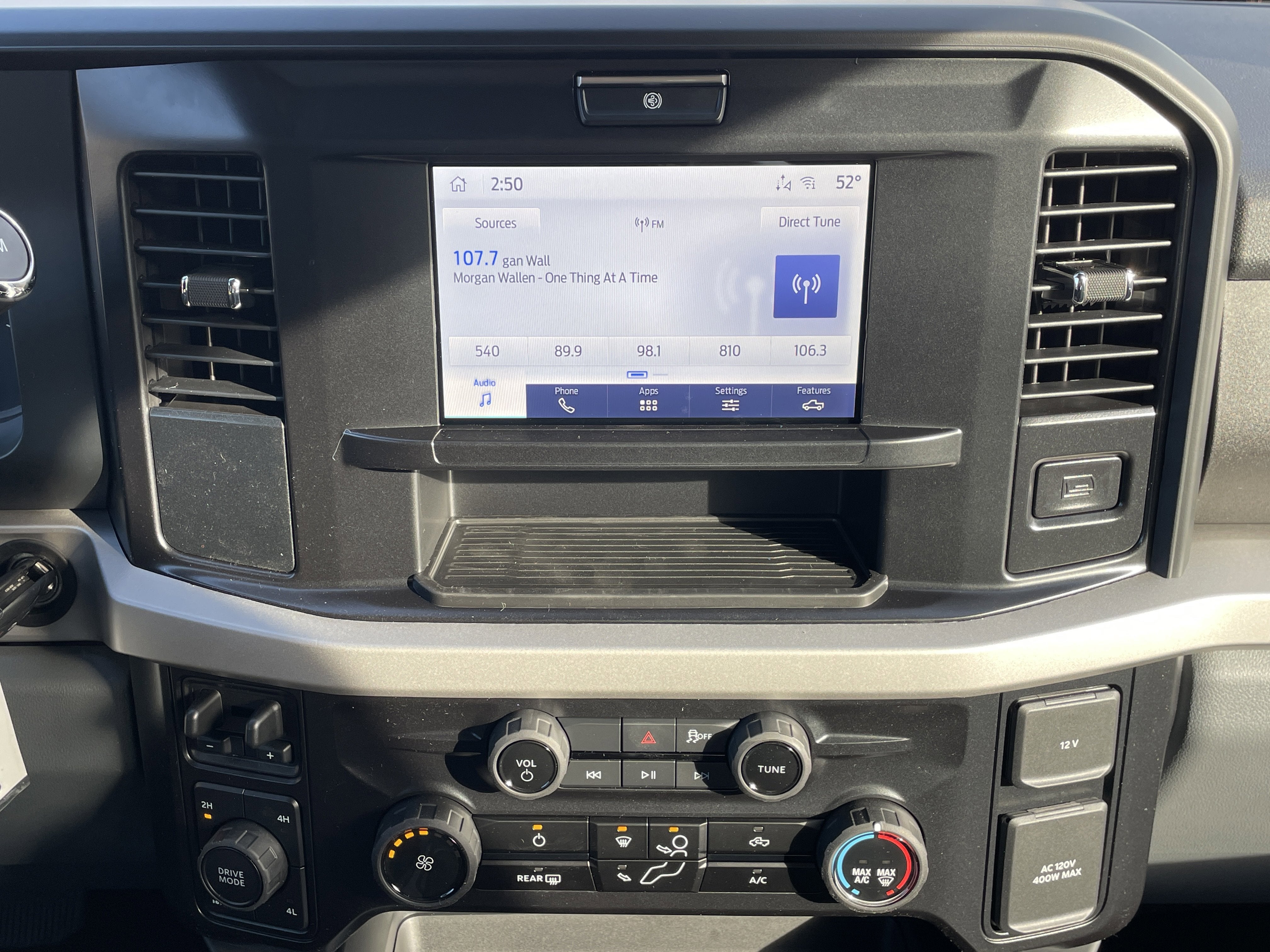 2026 Ford Super Duty F-350 SRW XLT