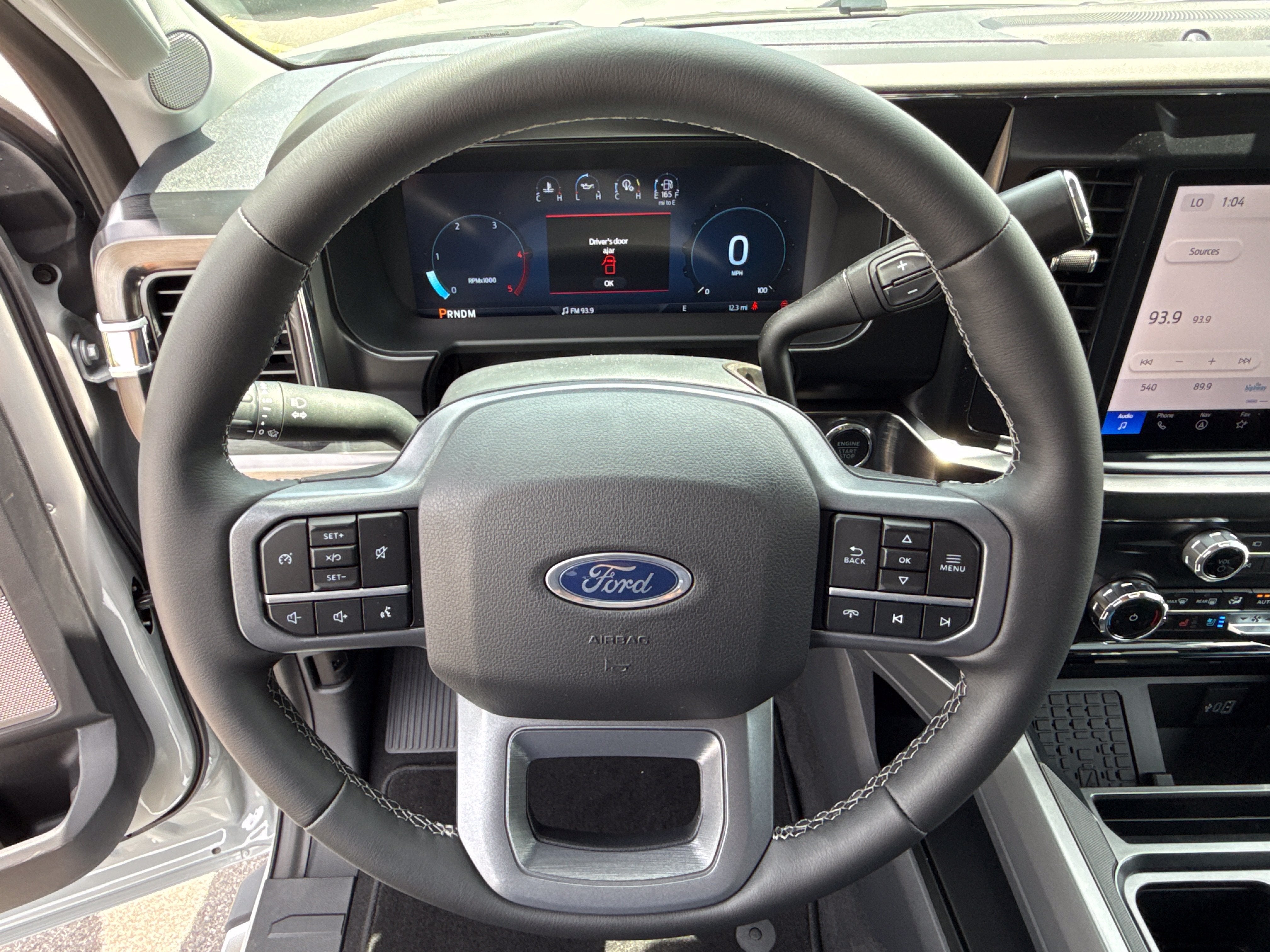 2026 Ford Super Duty F-350 SRW LARIAT