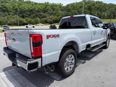 2026 Ford Super Duty F-350 SRW LARIAT