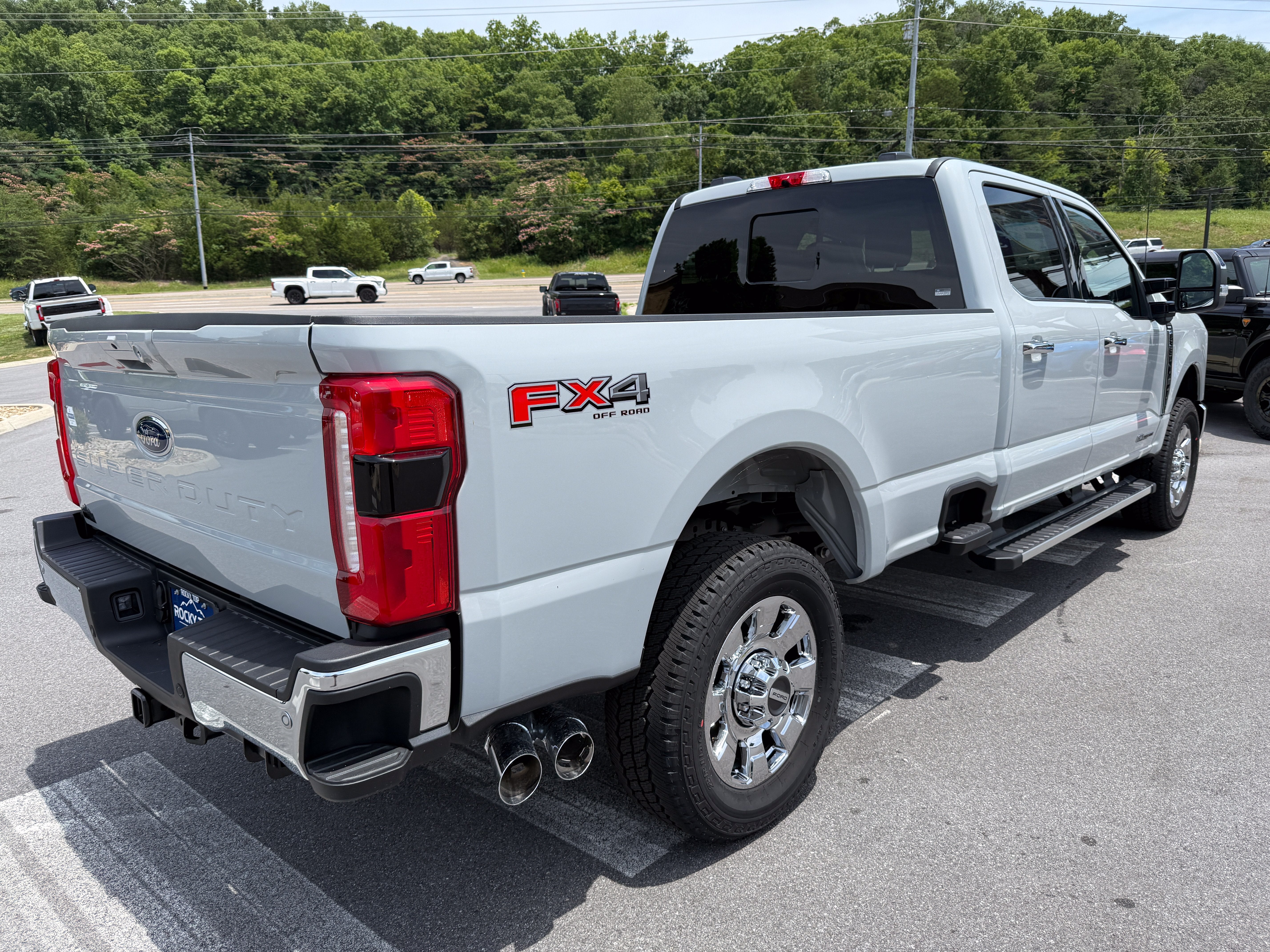 2026 Ford Super Duty F-350 SRW LARIAT