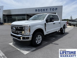 2026 Ford Super Duty F-350 SRW XLT