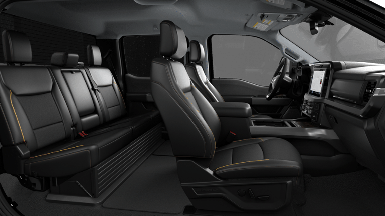 2027 Ford Super Duty F-350 DRW LARIAT