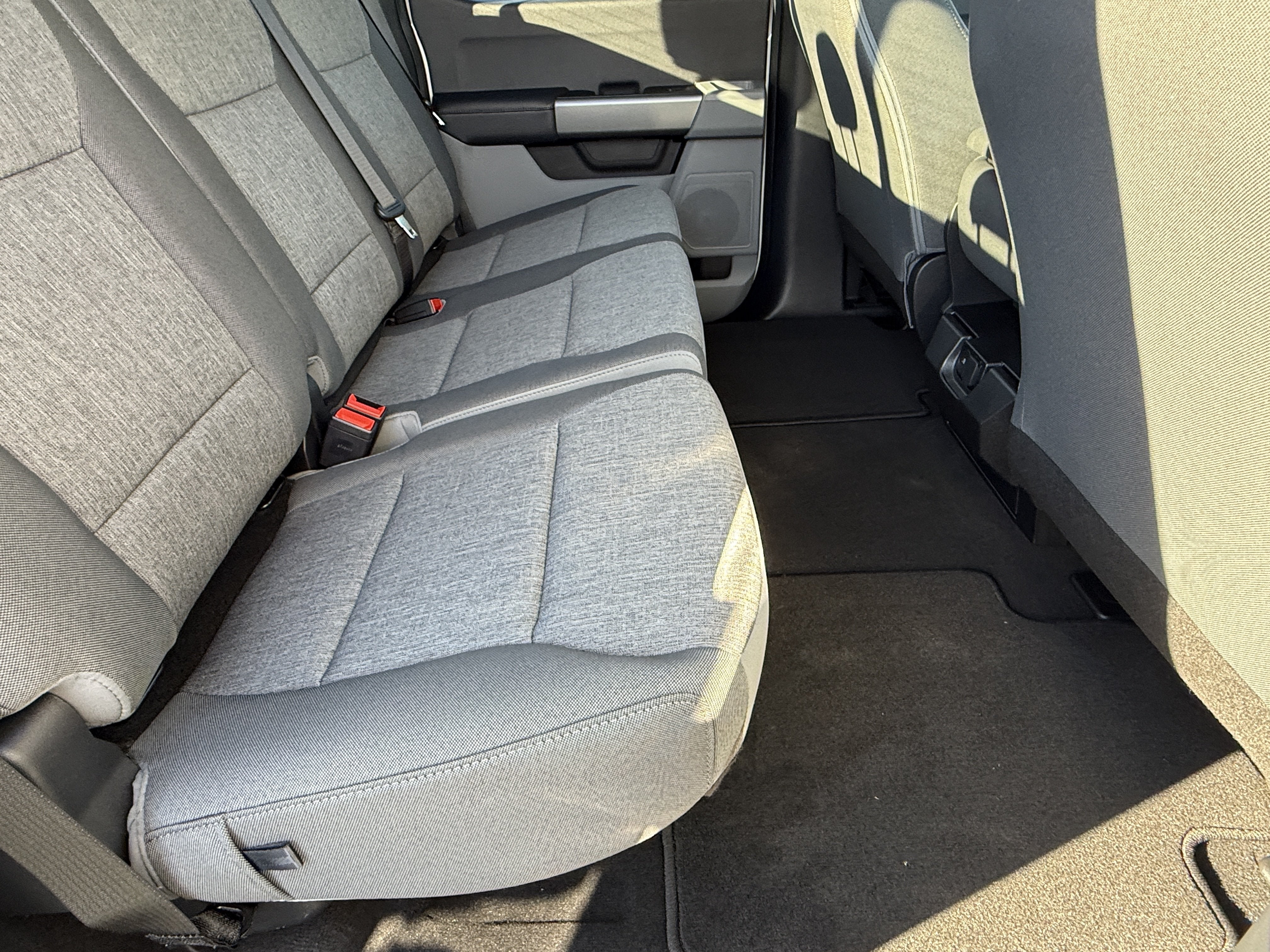 2027 Ford Super Duty F-350 DRW XL