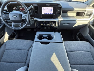 2027 Ford Super Duty F-350 DRW XL