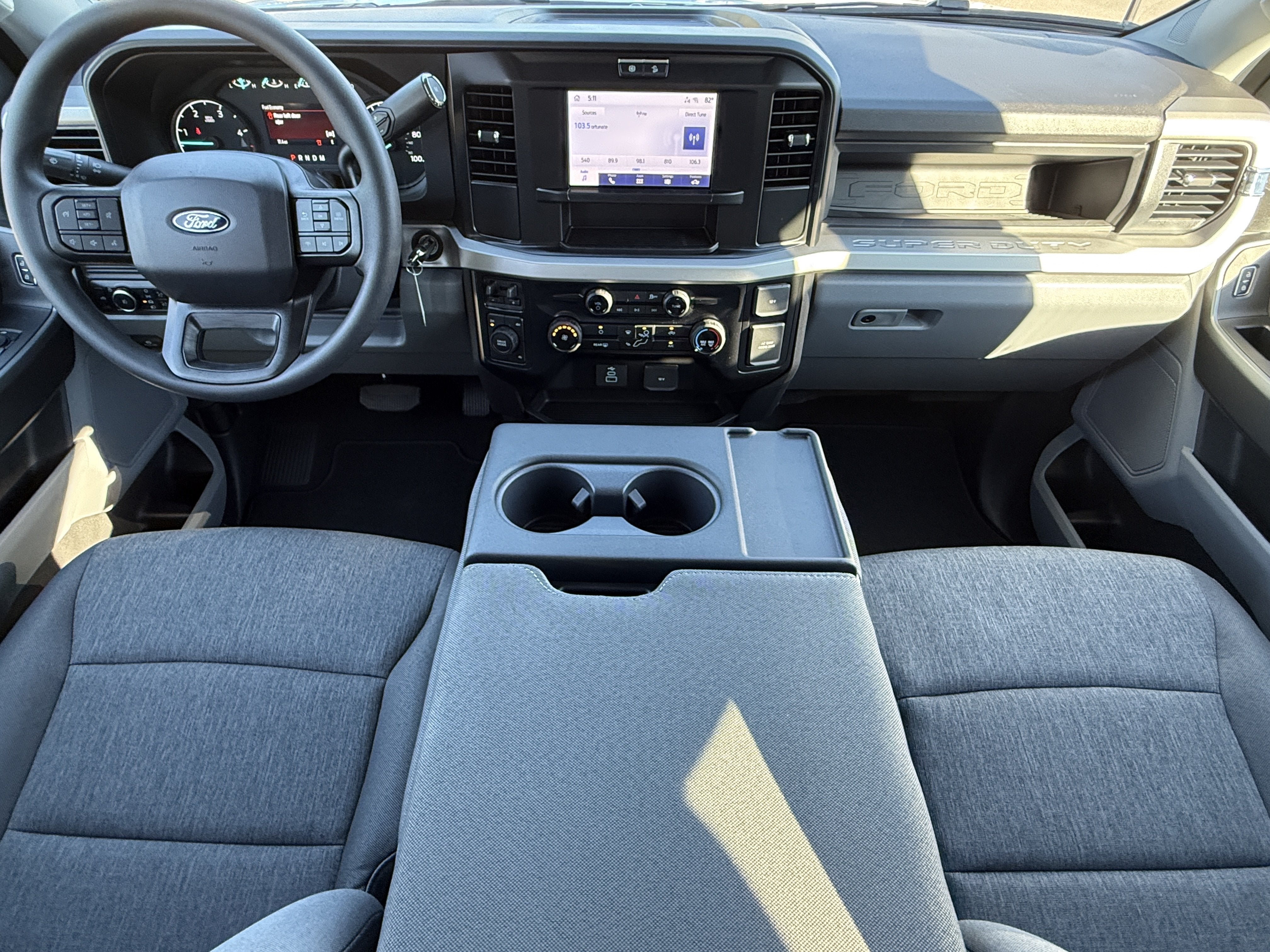 2027 Ford Super Duty F-350 DRW XL