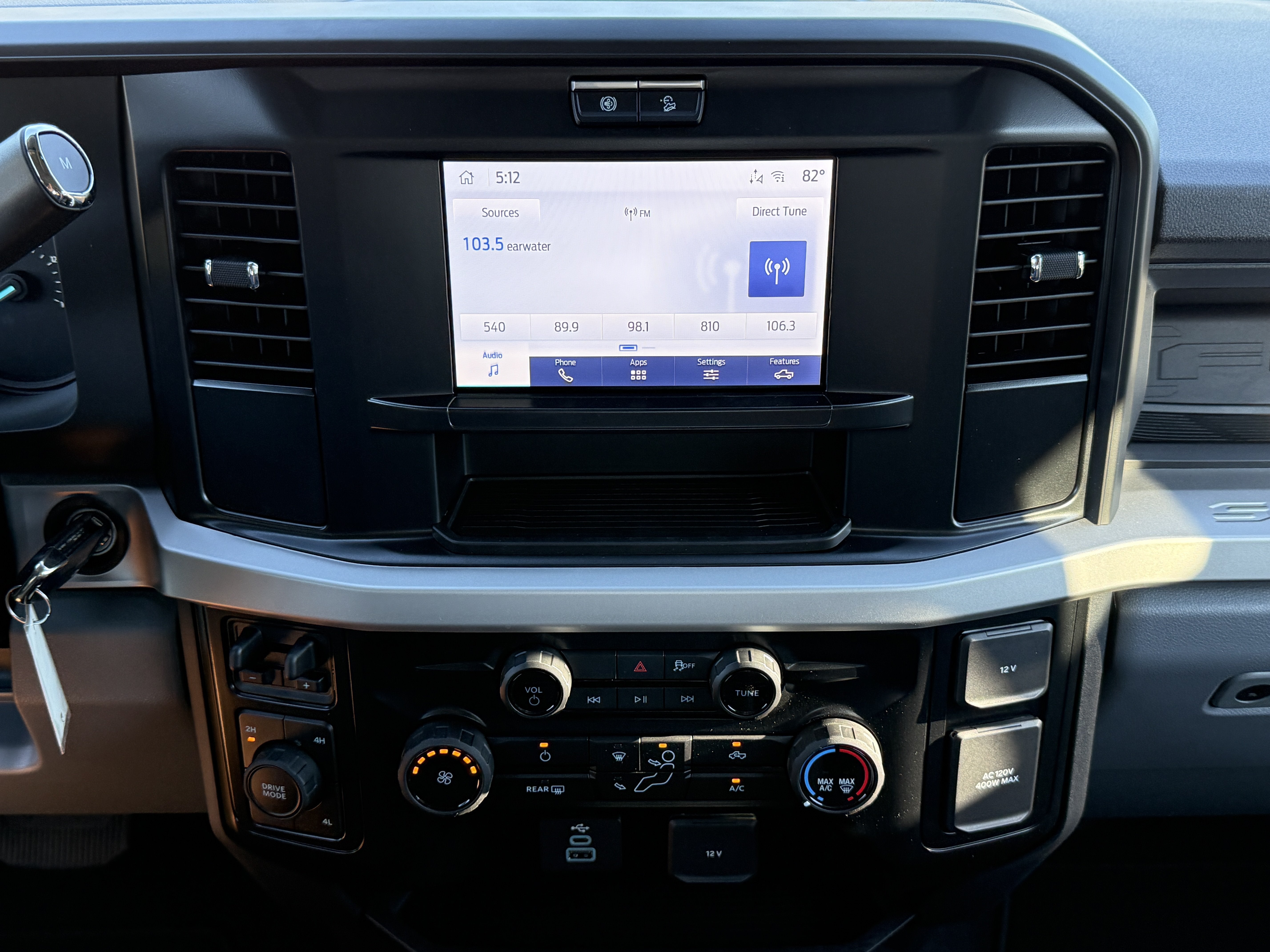 2027 Ford Super Duty F-350 DRW XL