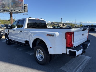 2027 Ford Super Duty F-350 DRW XL