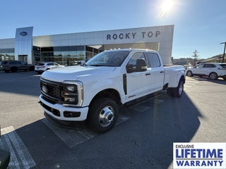 2027 Ford Super Duty F-350 DRW XL