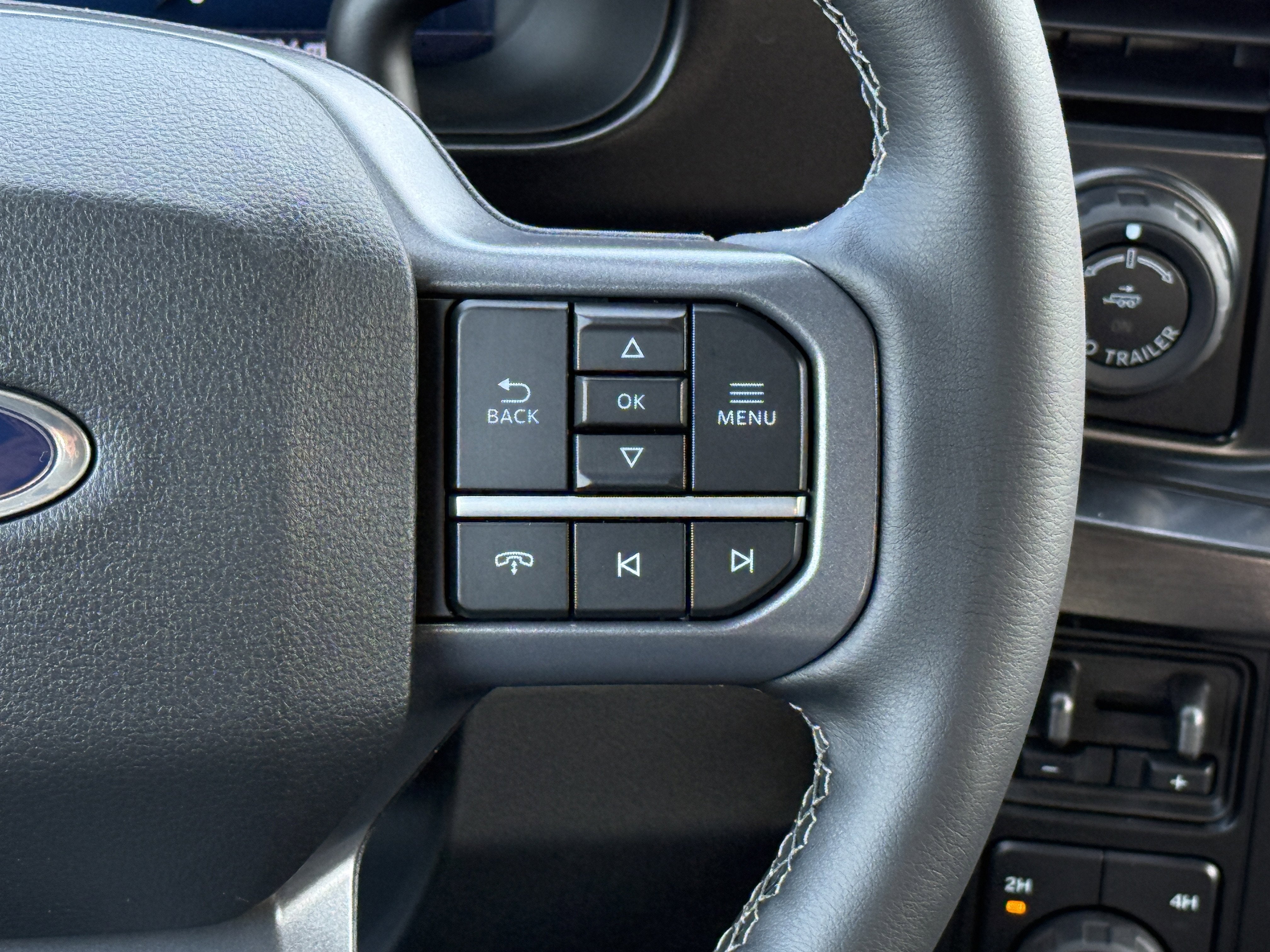 2026 Ford Super Duty F-350 DRW LARIAT