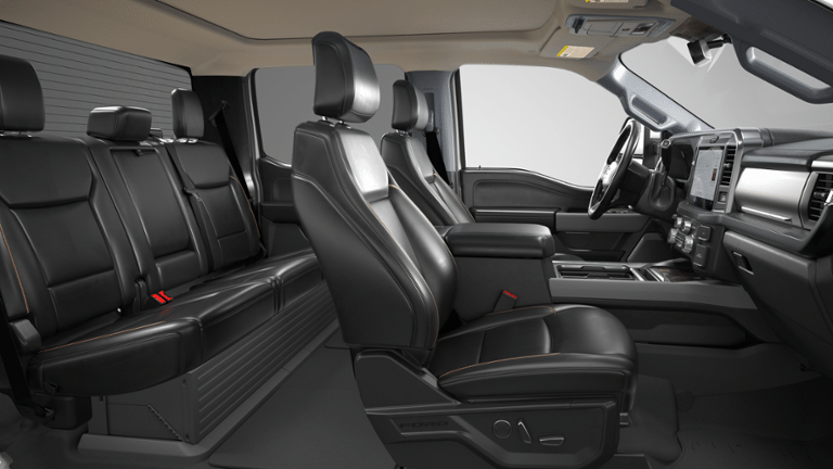 2026 Ford Super Duty F-350 DRW LARIAT