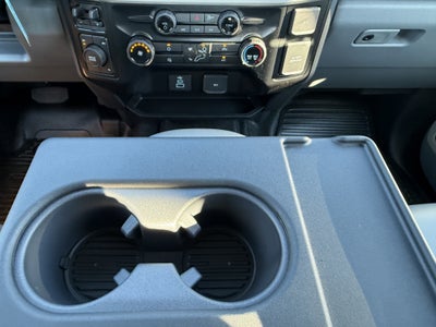 2027 Ford Super Duty F-350 DRW XL