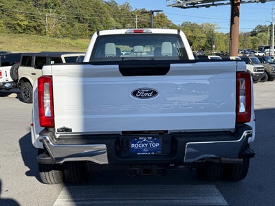 2027 Ford Super Duty F-350 DRW XL