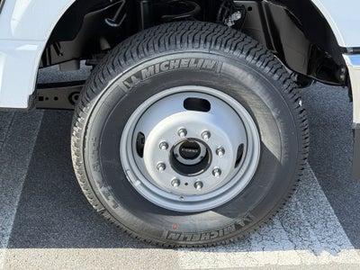 2026 Ford Super Duty F-350 DRW XL