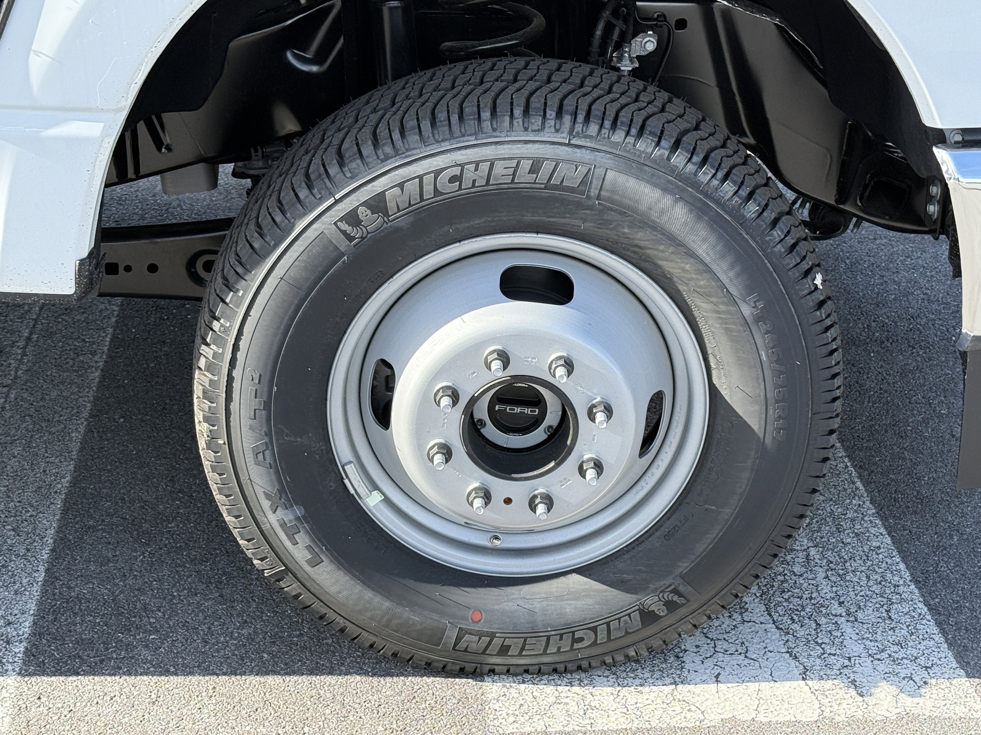 2026 Ford Super Duty F-350 DRW XL