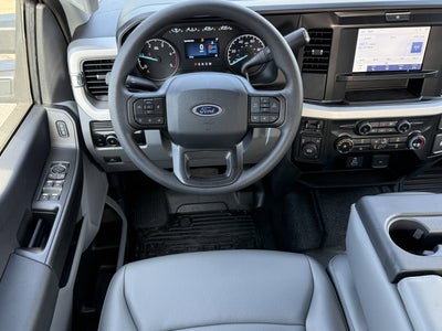 2026 Ford Super Duty F-350 DRW XL
