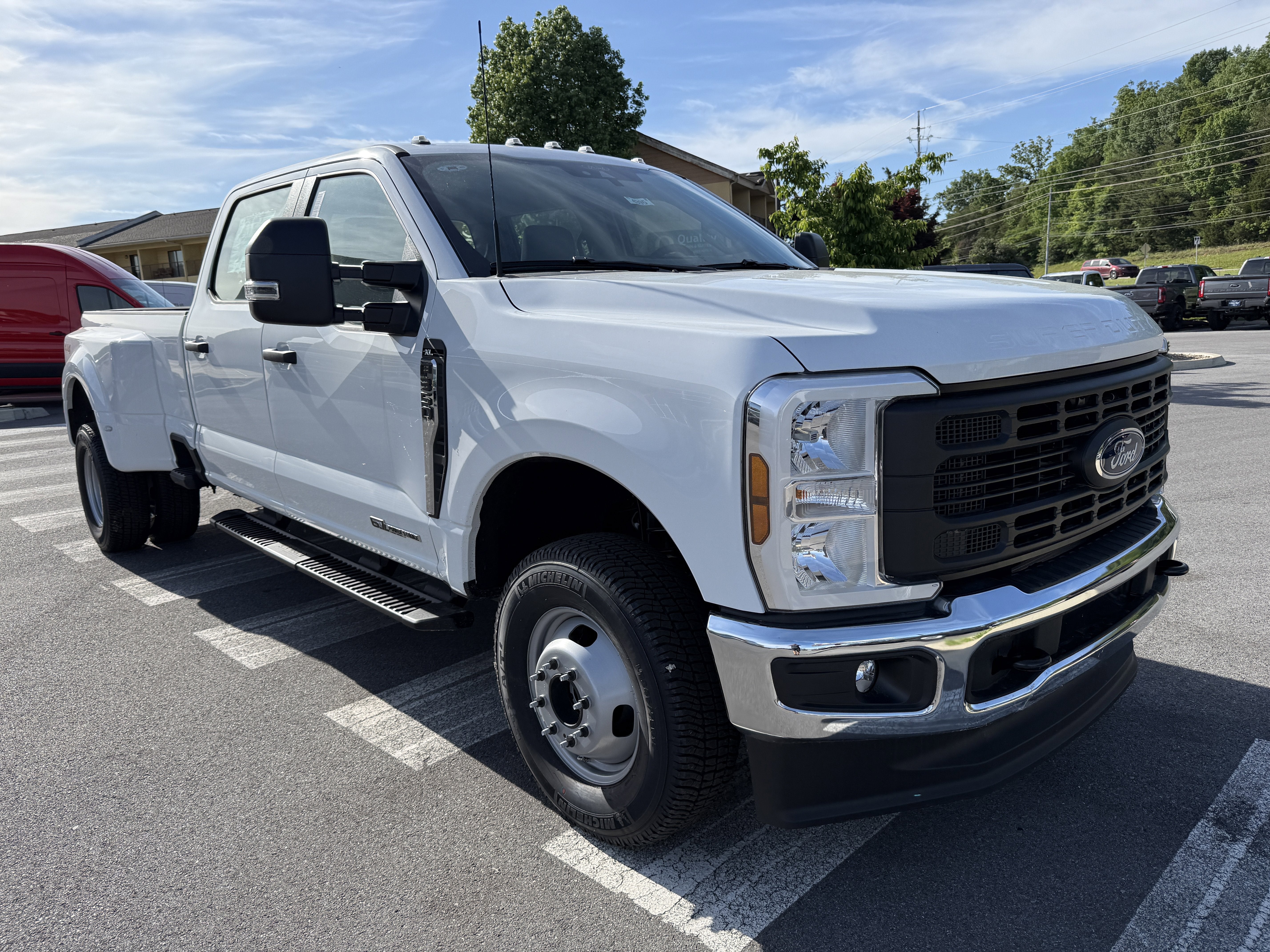2026 Ford Super Duty F-350 DRW XL