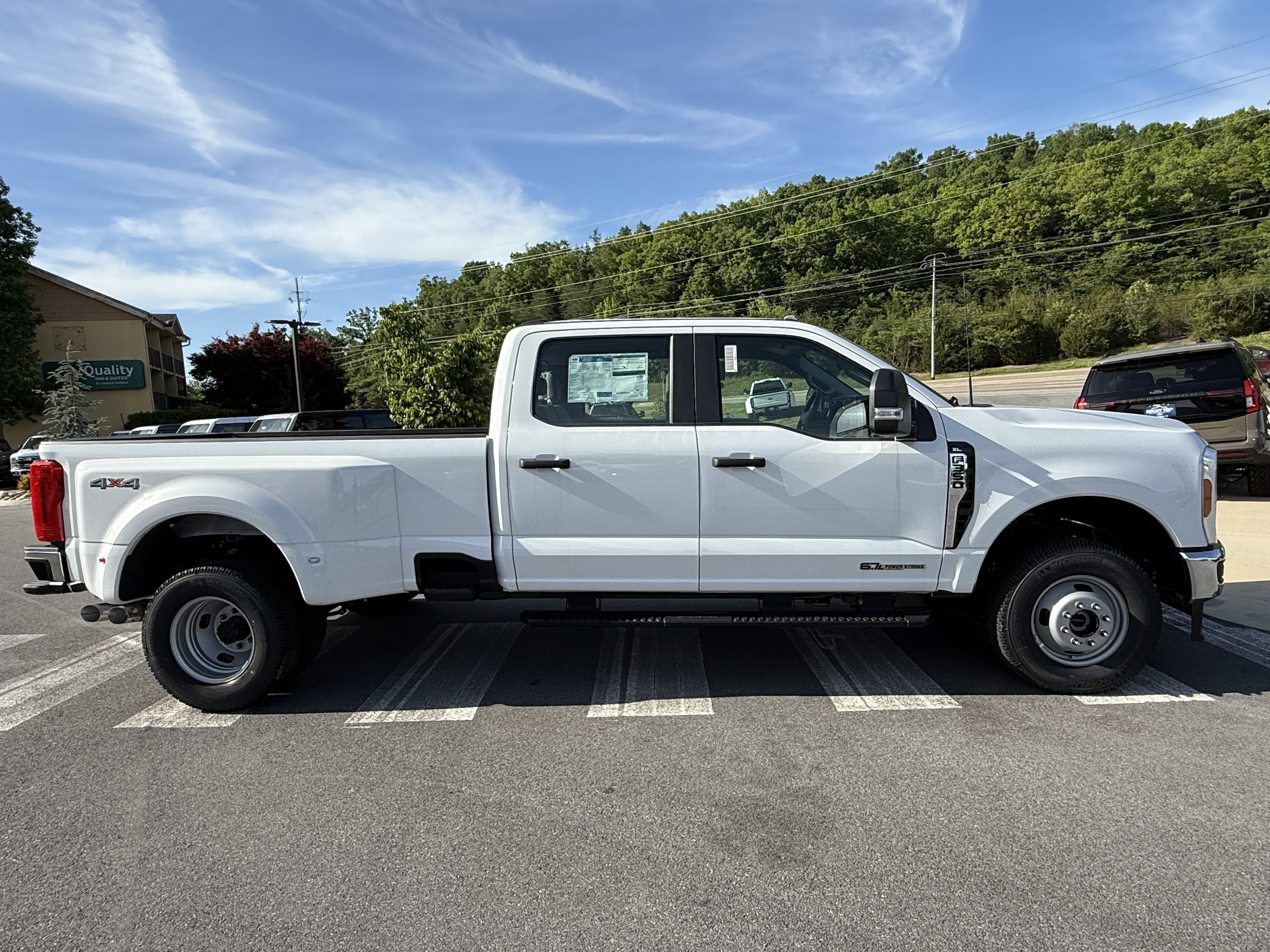 2026 Ford Super Duty F-350 DRW XL