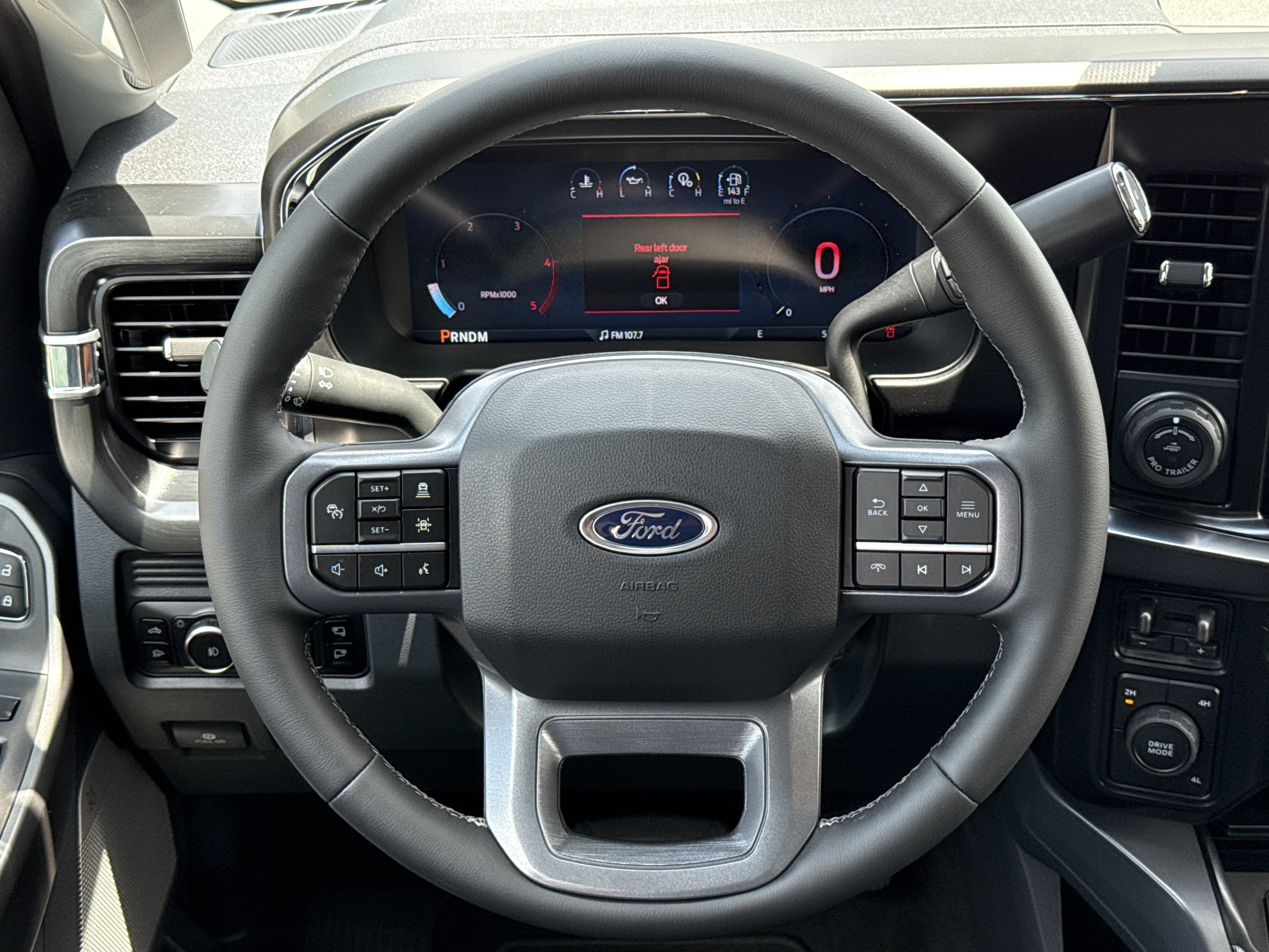 2026 Ford Super Duty F-350 DRW LARIAT
