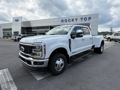 2026 Ford Super Duty F-350 DRW LARIAT