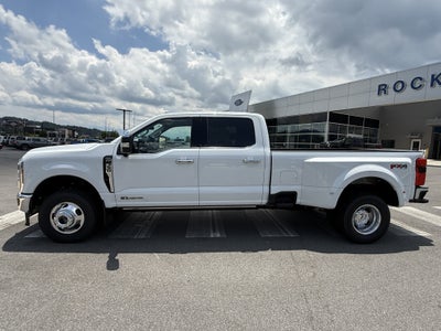 2026 Ford Super Duty F-350 DRW LARIAT
