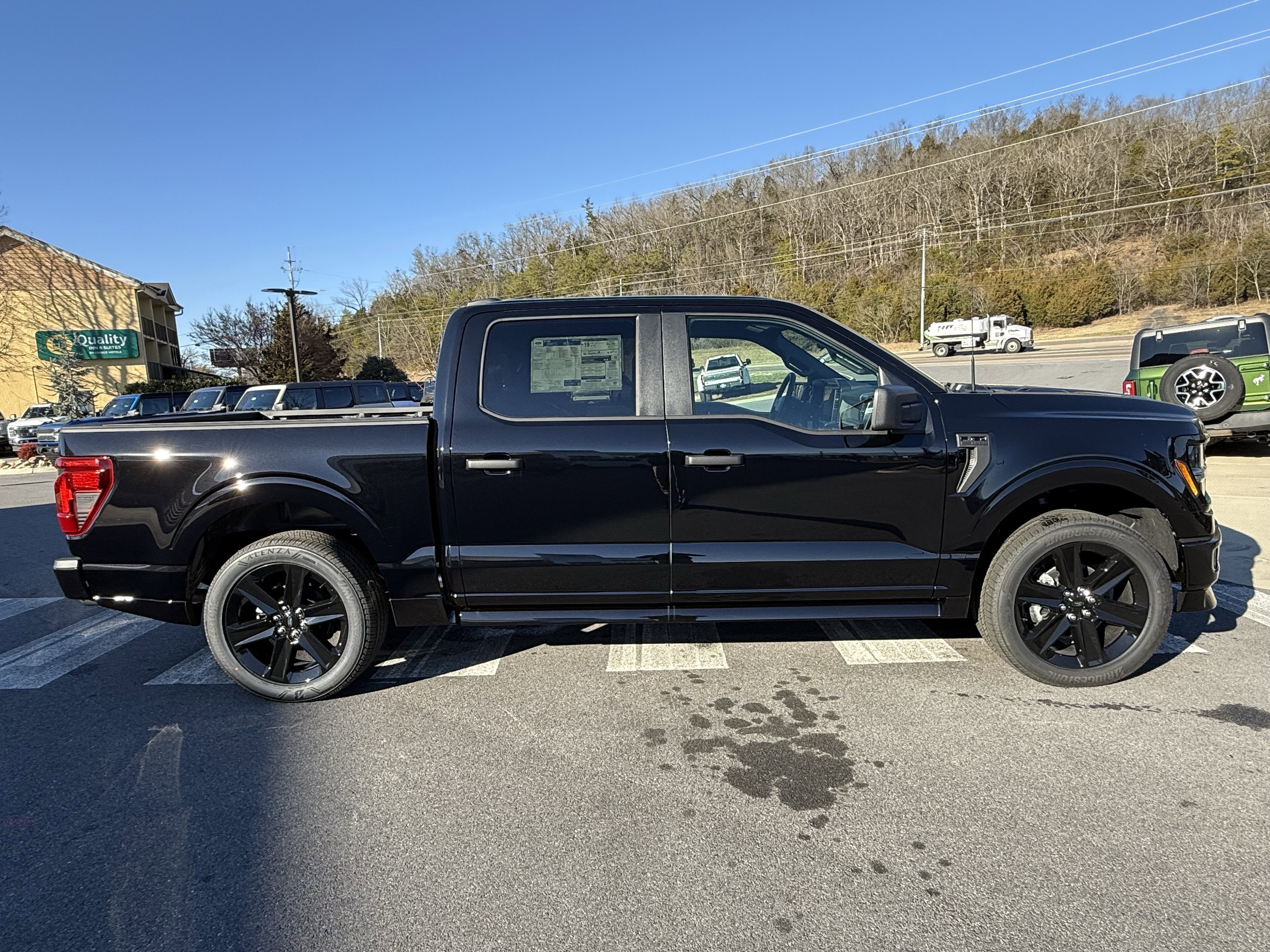 2025 Ford F-150 STX