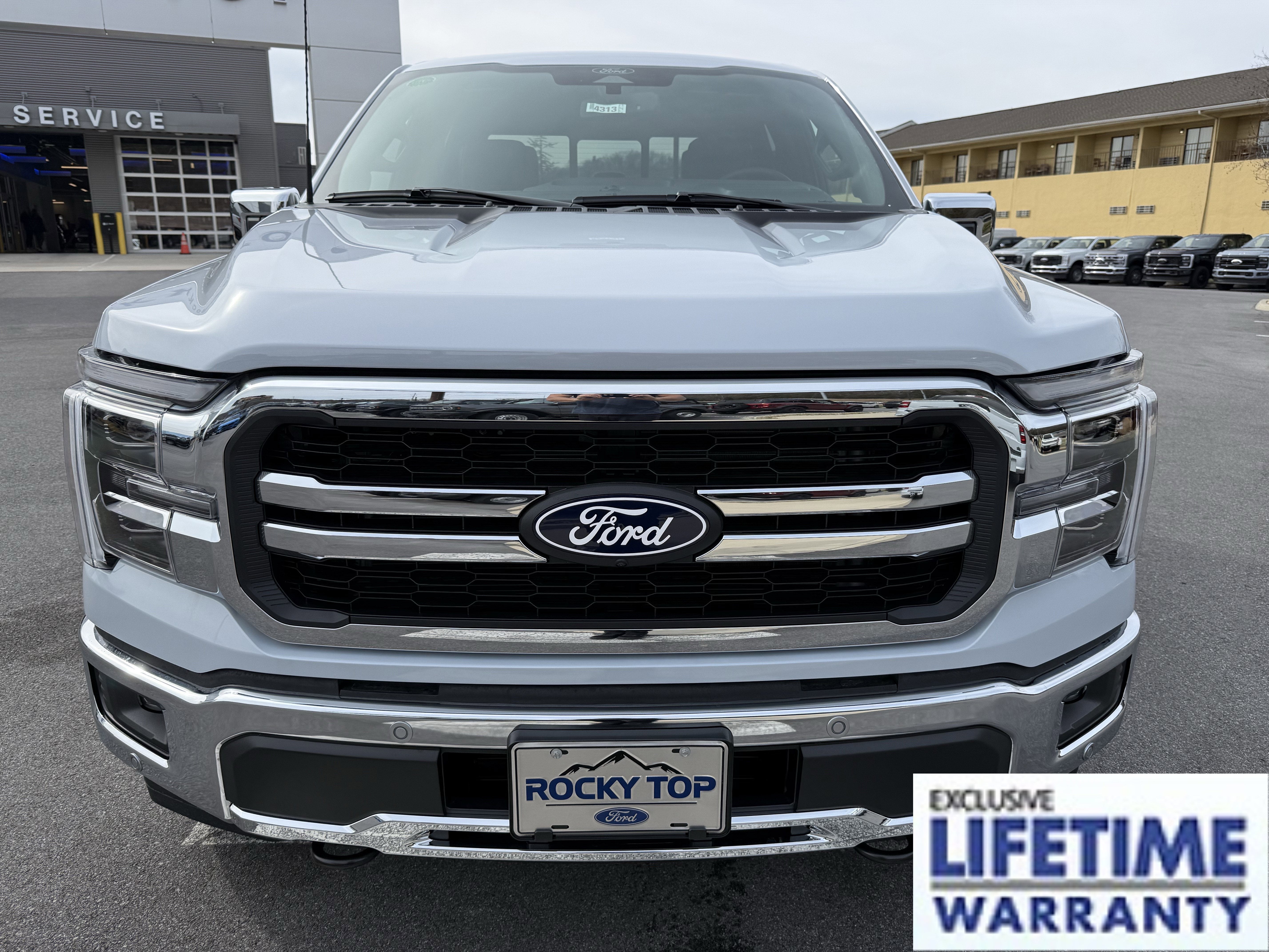 2025 Ford F-150 LARIAT