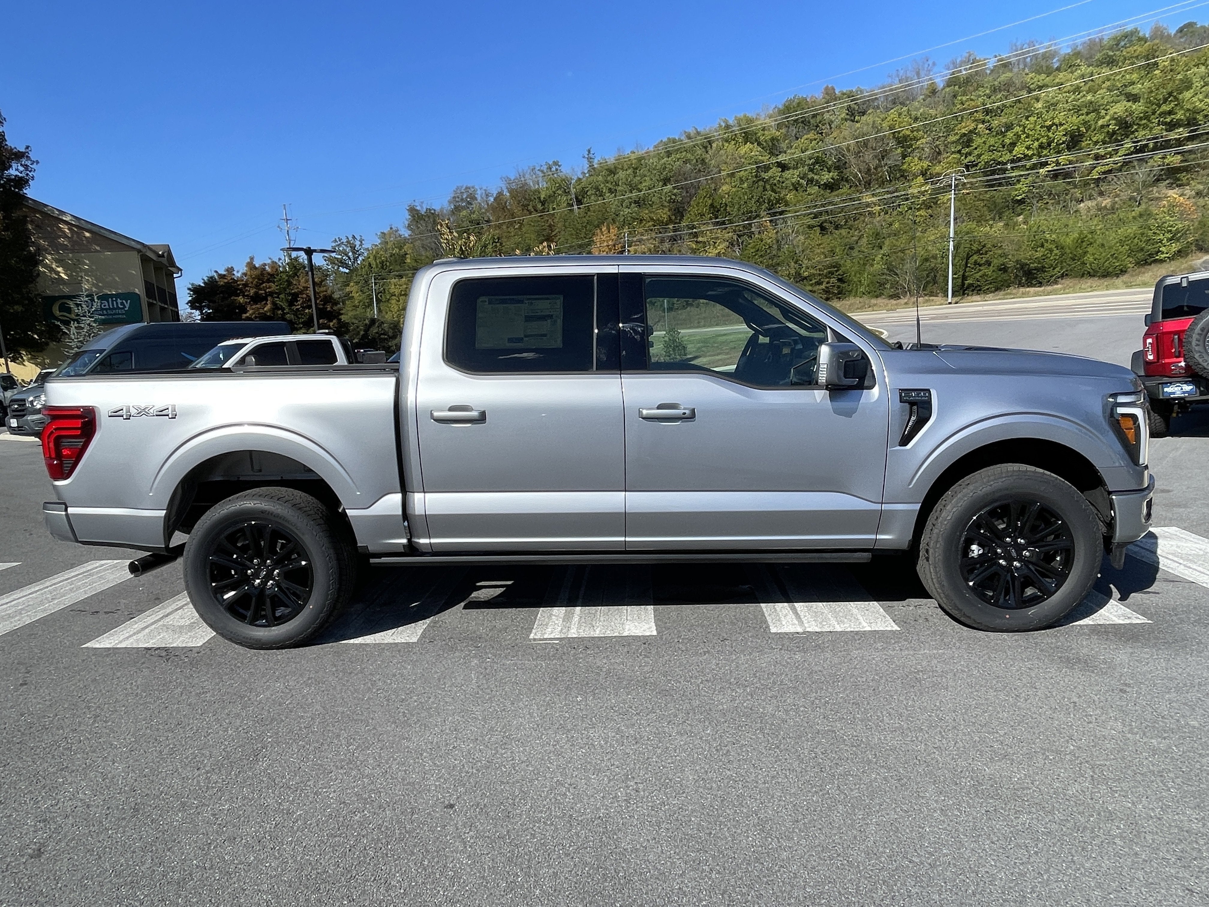 2025 Ford F-150 Platinum