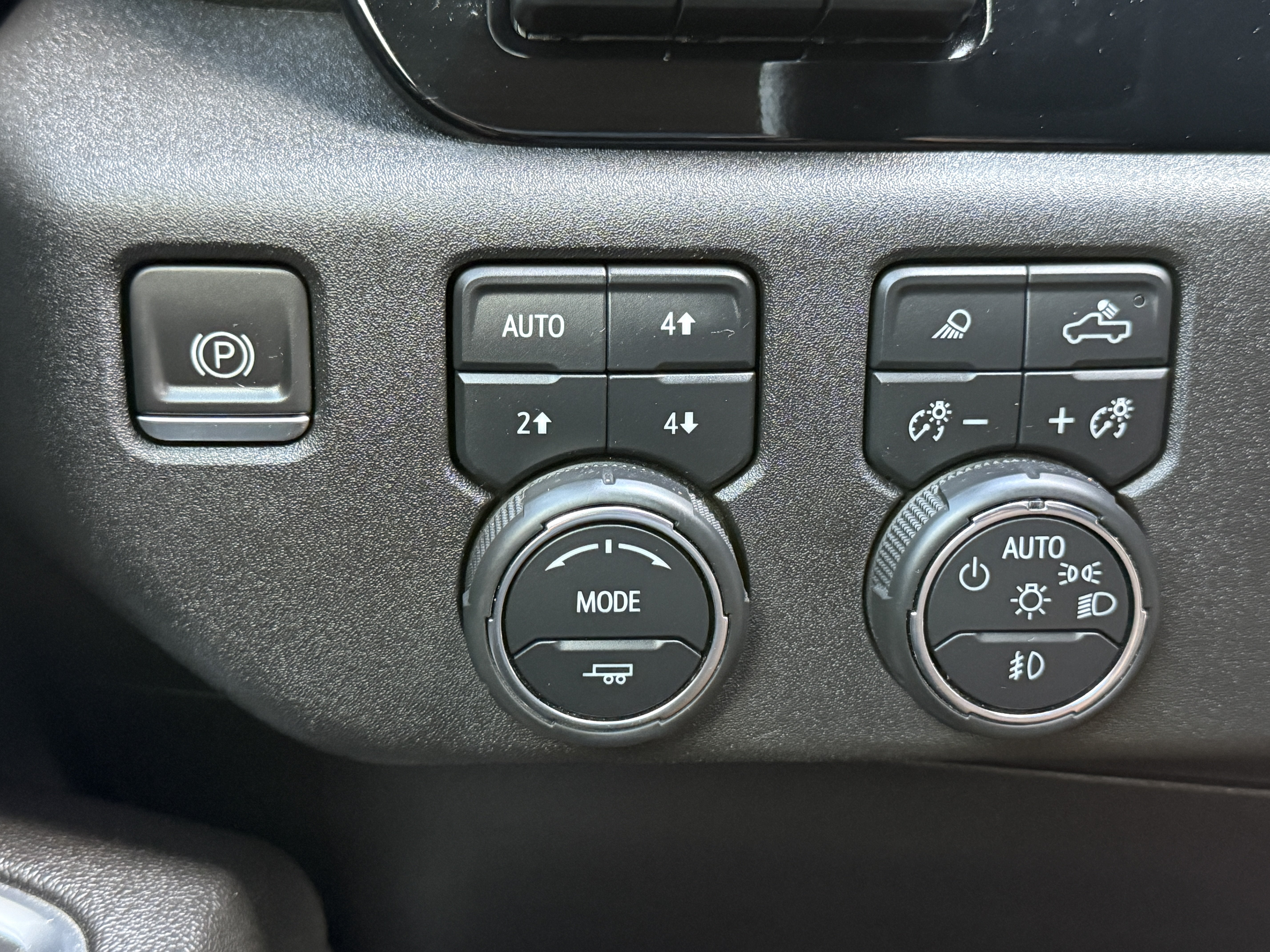 2024 Chevrolet Silverado 3500HD High Country