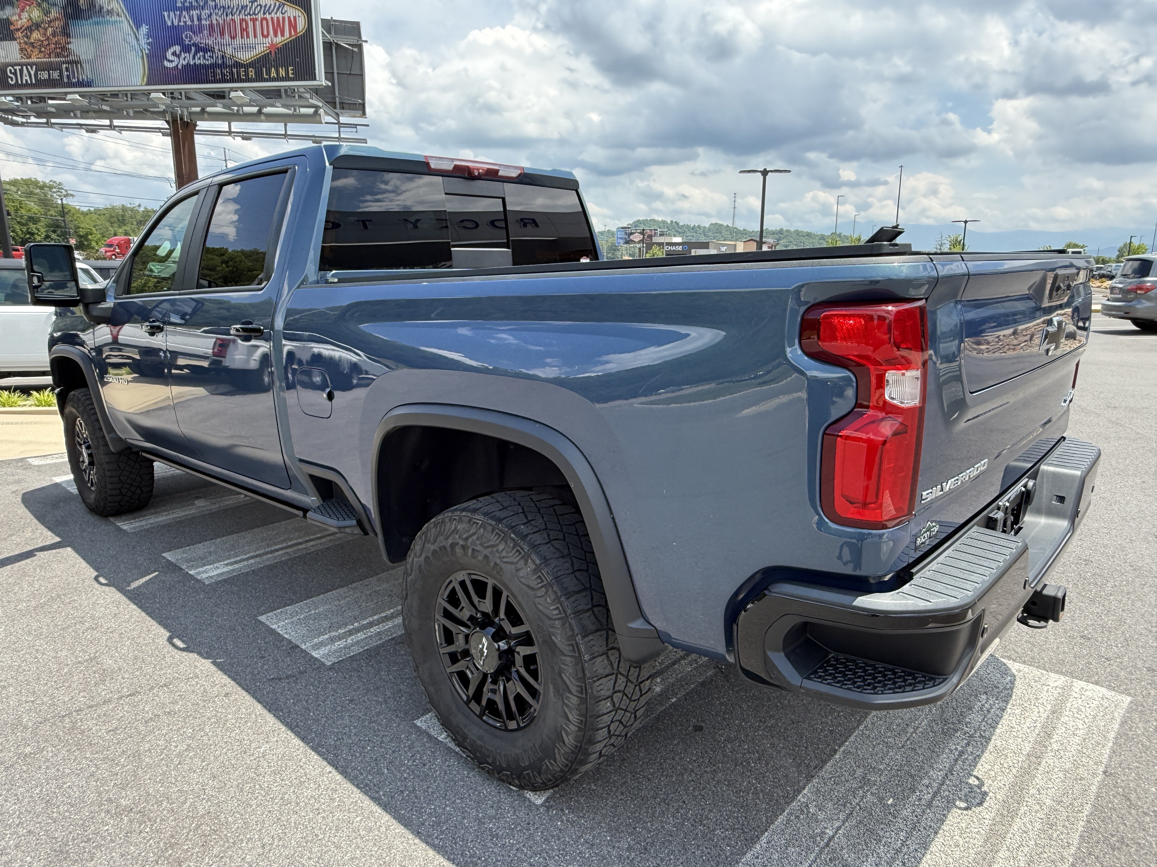 2024 Chevrolet Silverado 2500HD ZR2