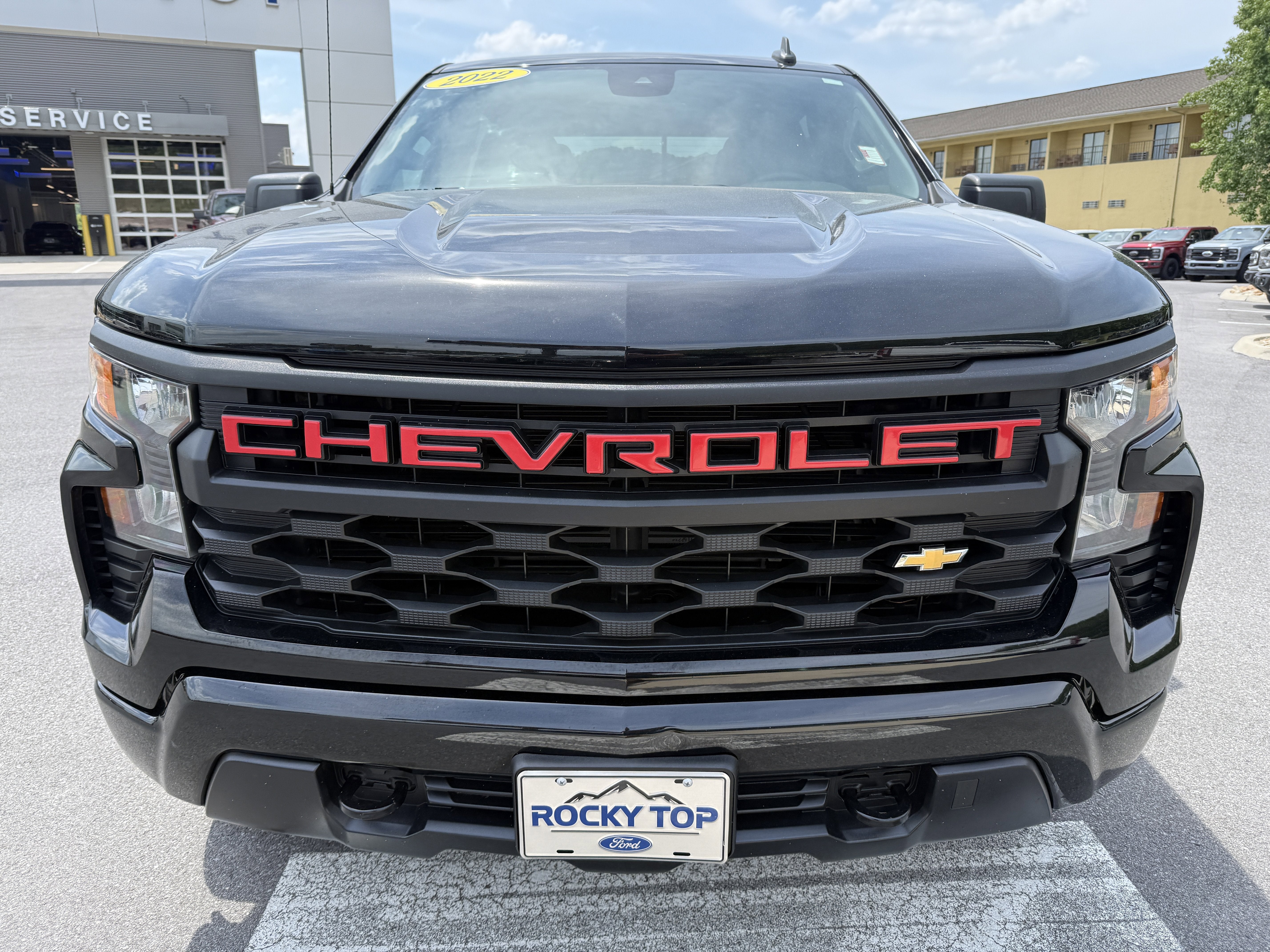 2022 Chevrolet Silverado 1500 Custom