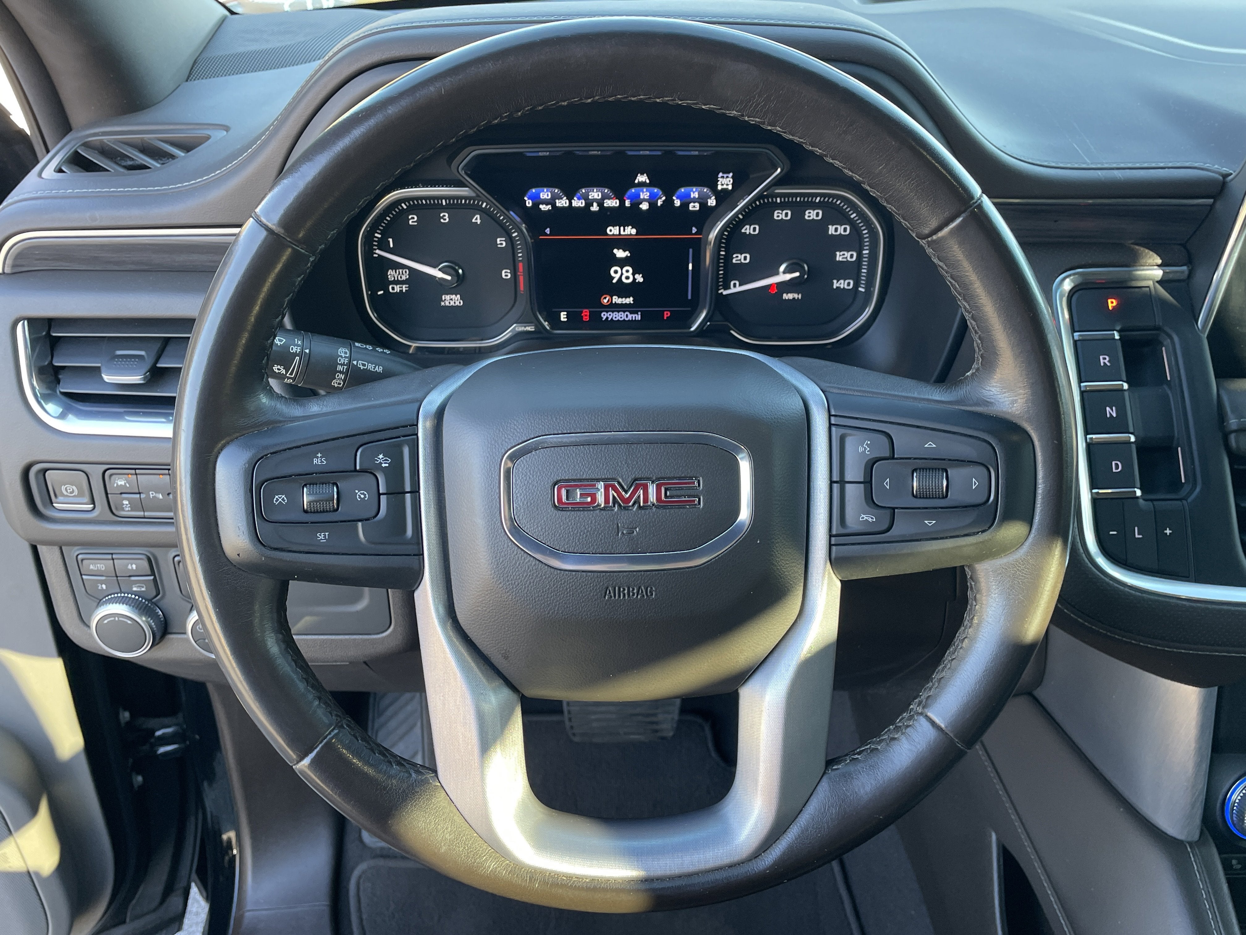 2021 GMC Yukon SLT