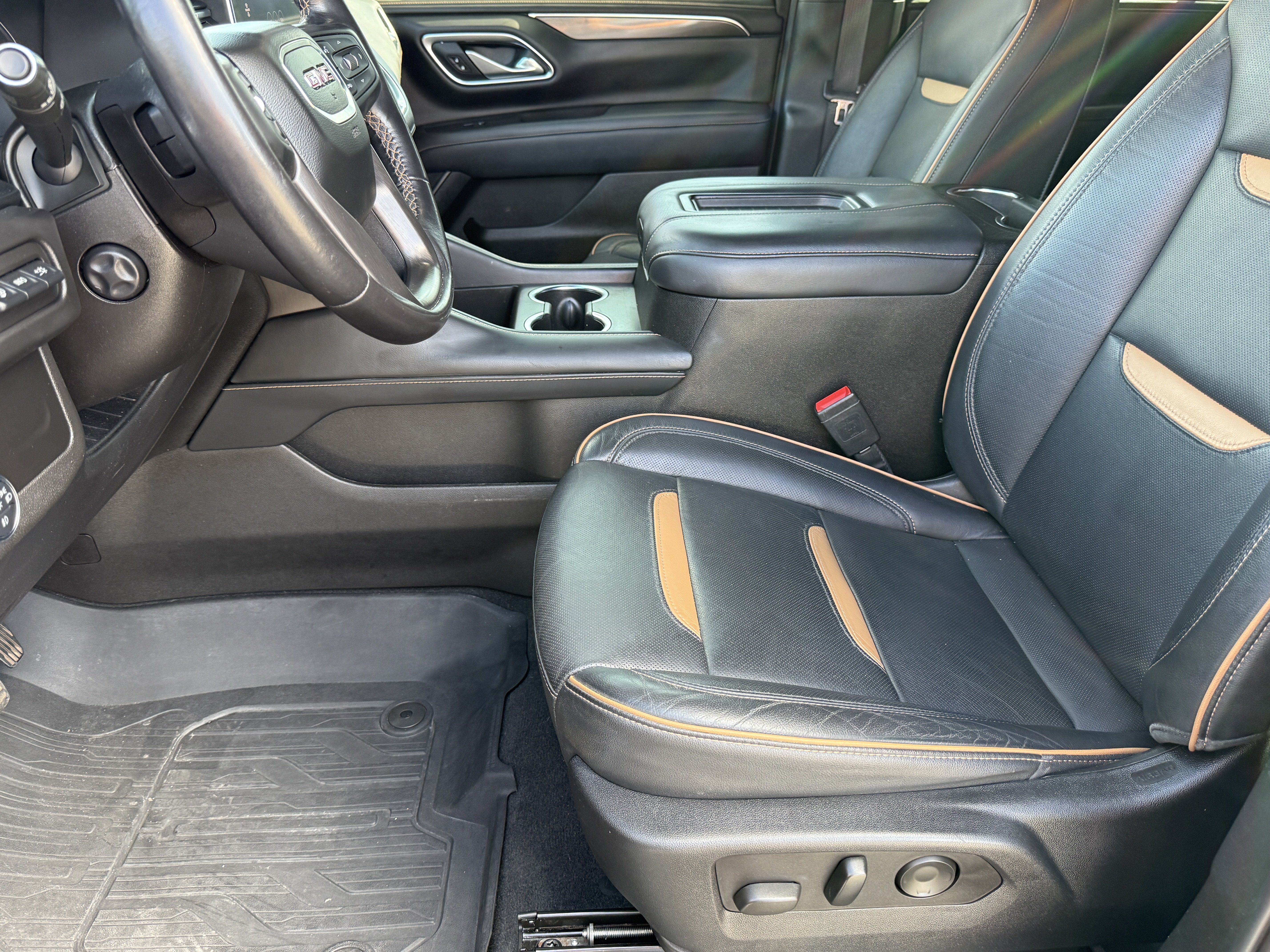 2021 GMC Yukon AT4