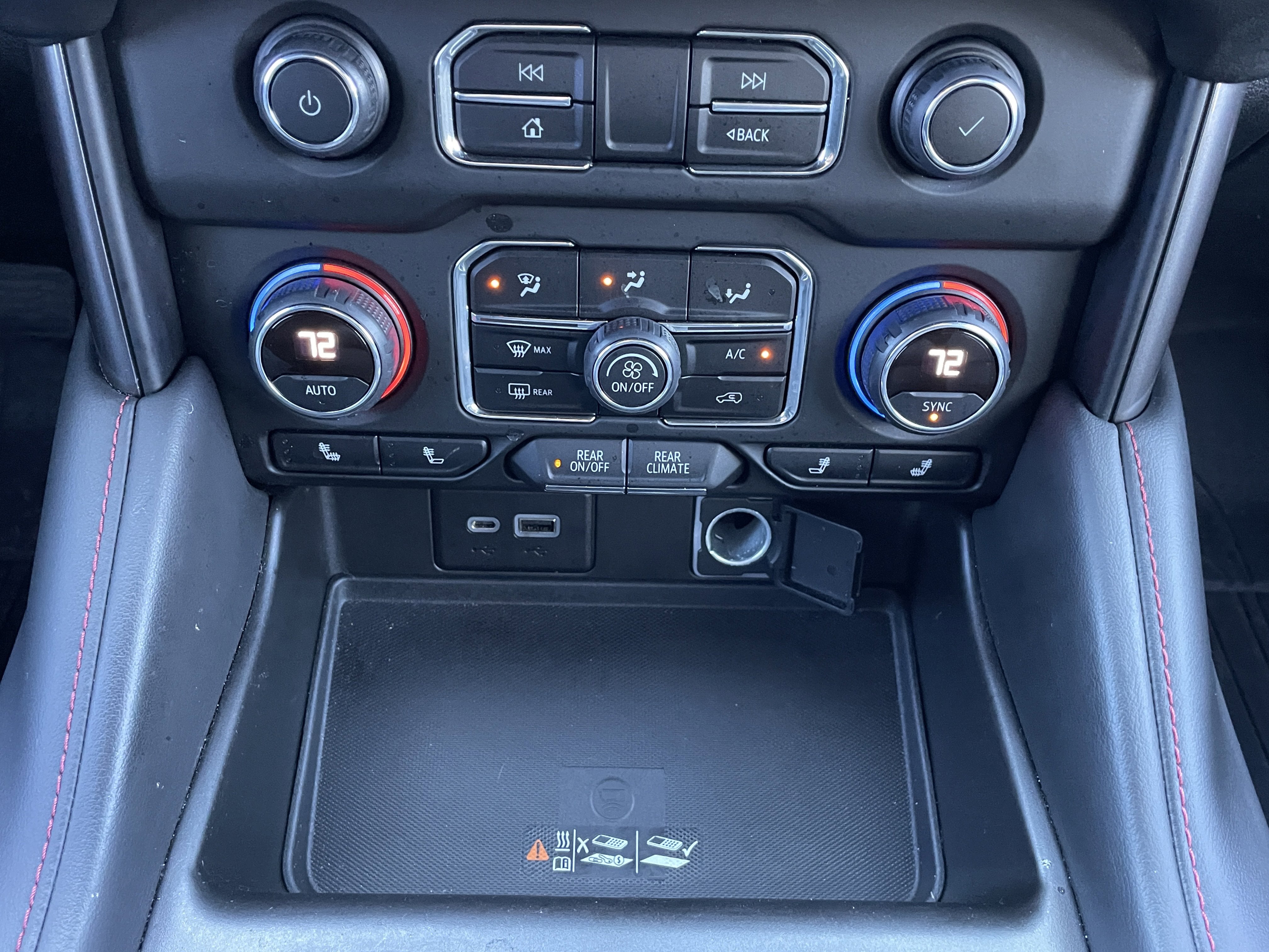 2022 Chevrolet Tahoe RST