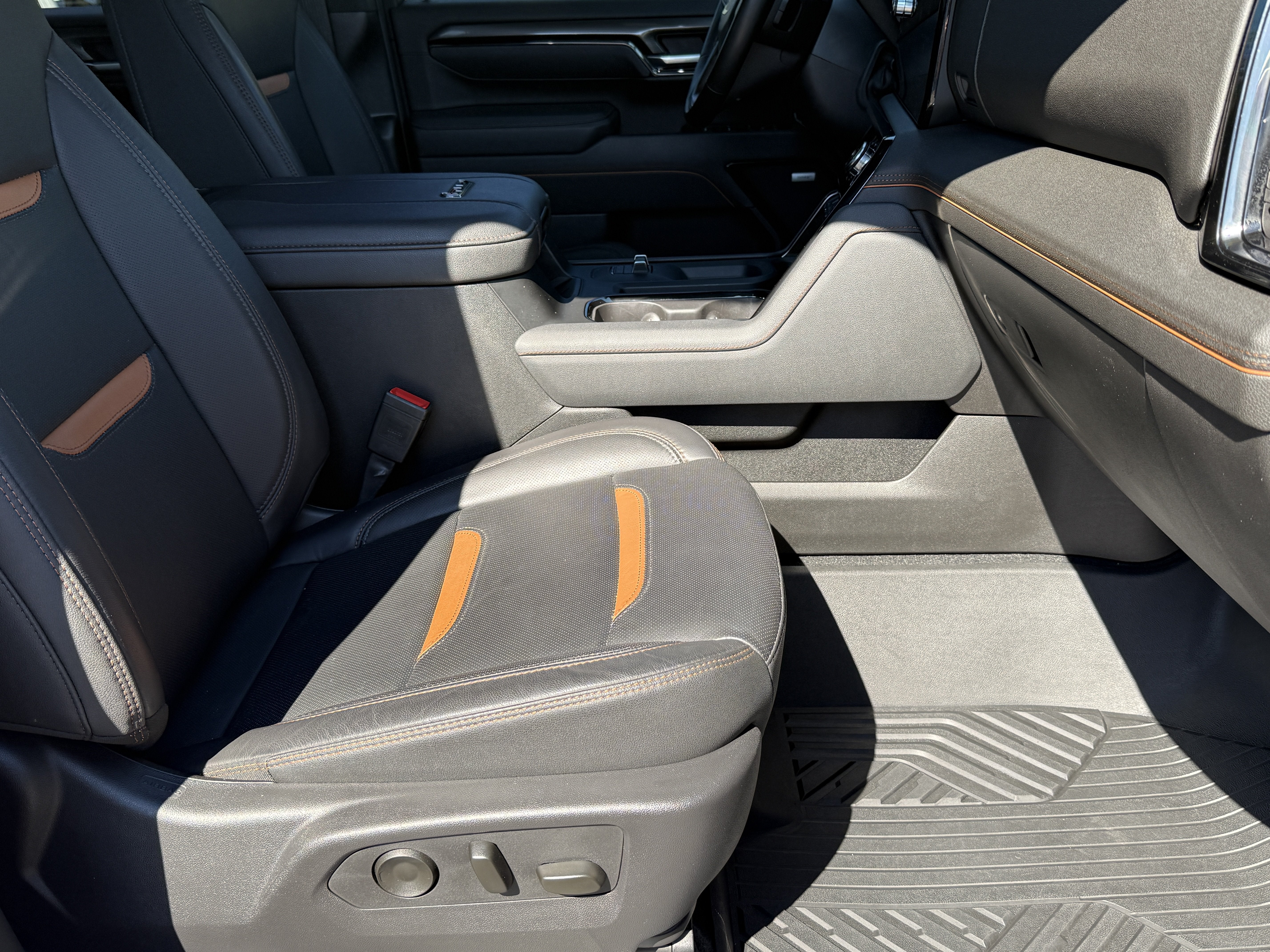 2025 GMC Sierra 2500HD AT4