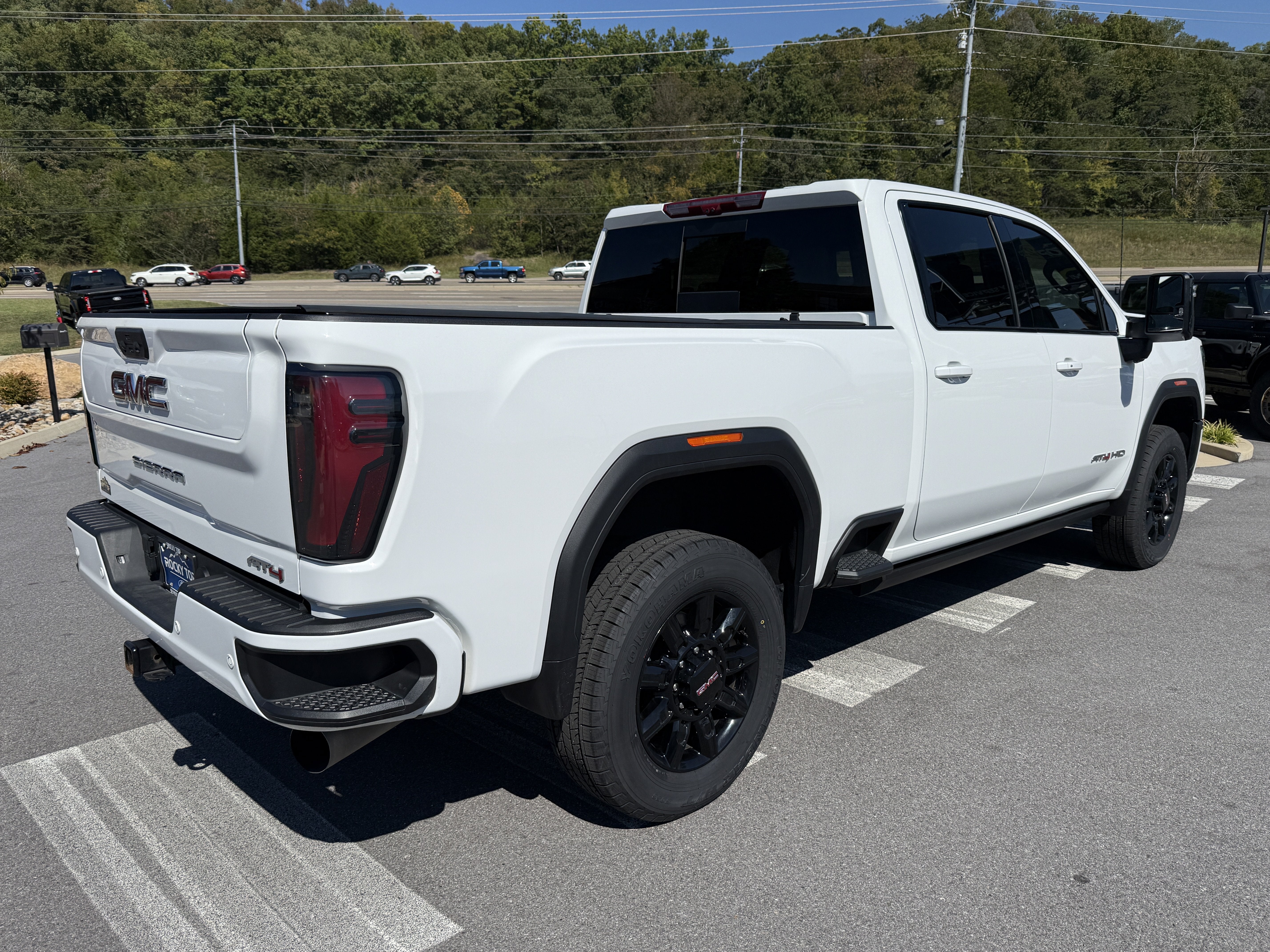 2025 GMC Sierra 2500HD AT4