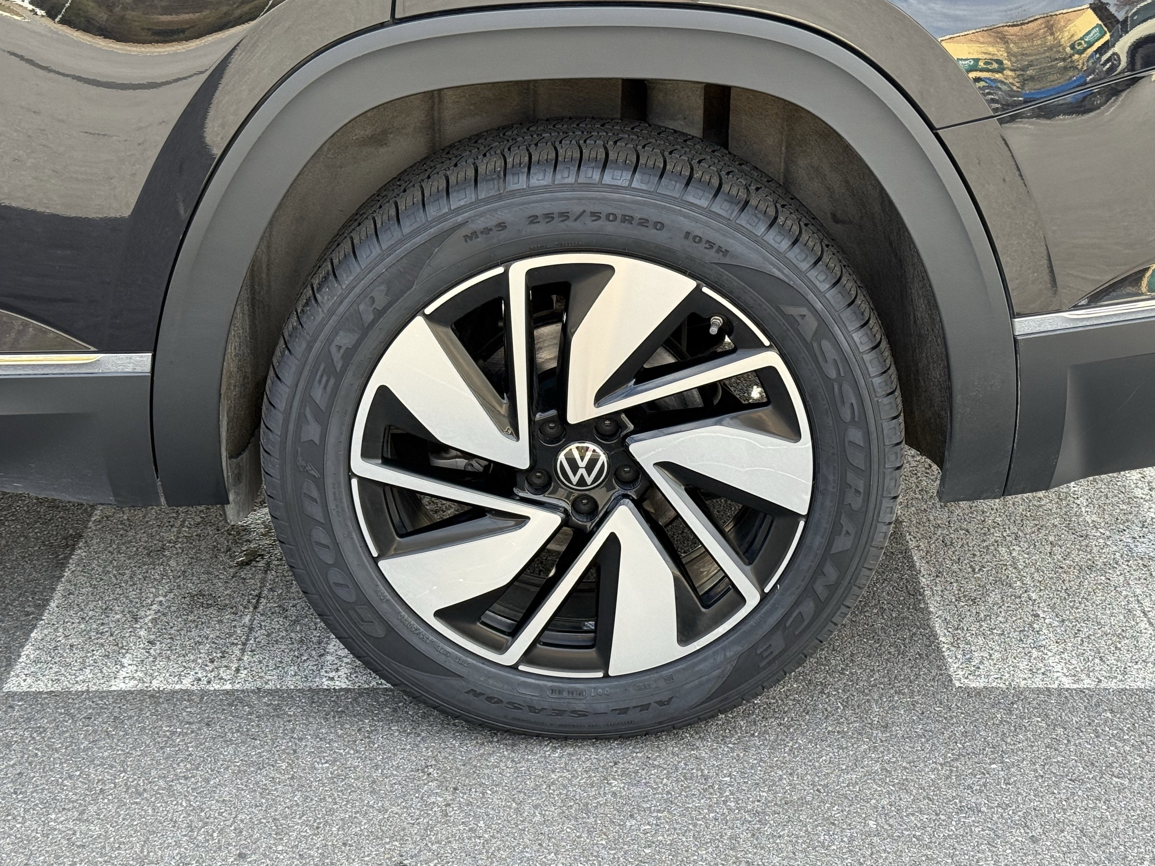 2024 Volkswagen Atlas 2.0T SEL