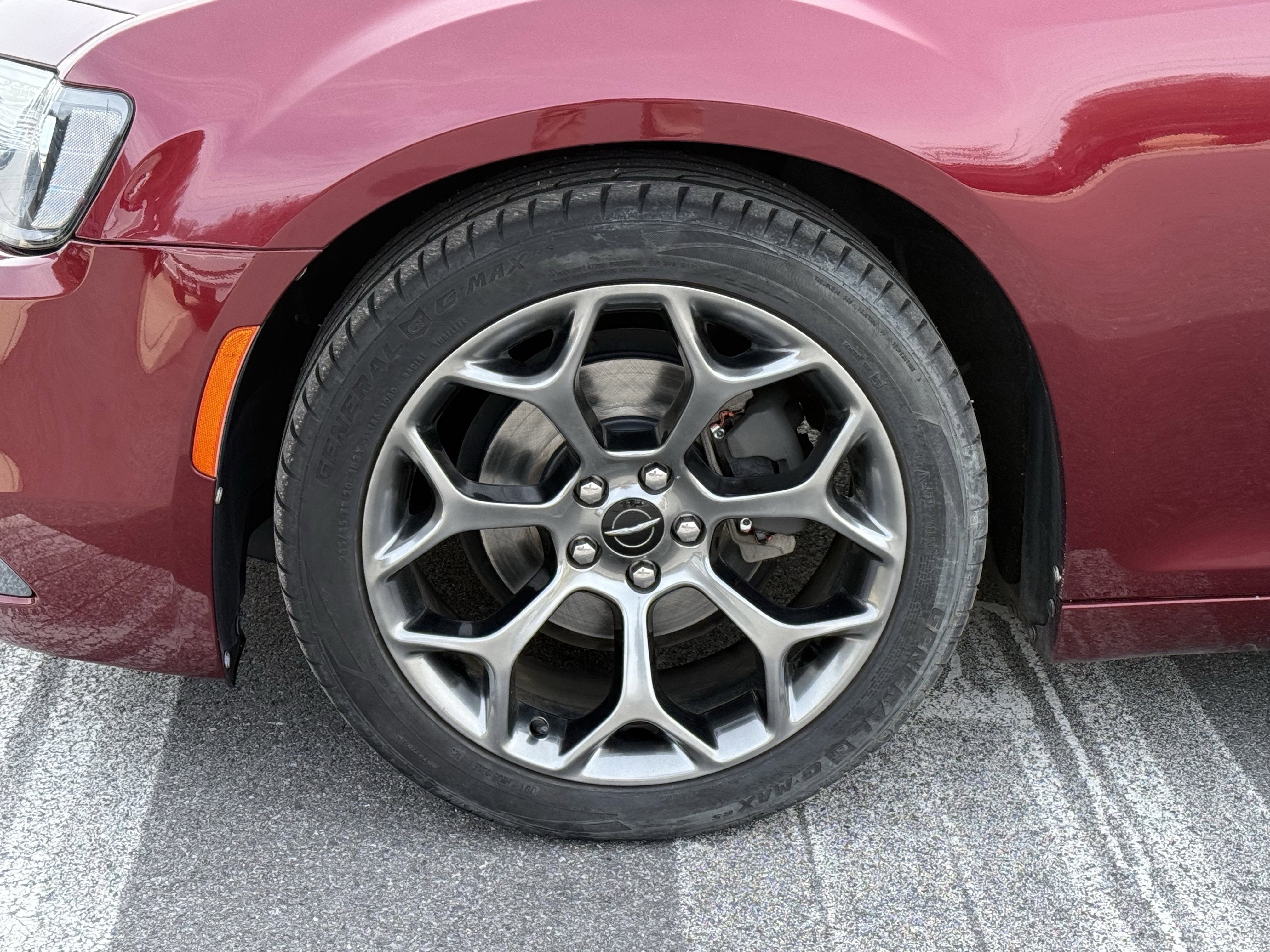 2018 Chrysler 300 Touring