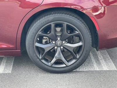 2022 Chrysler 300 Touring L