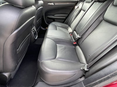 2022 Chrysler 300 Touring L