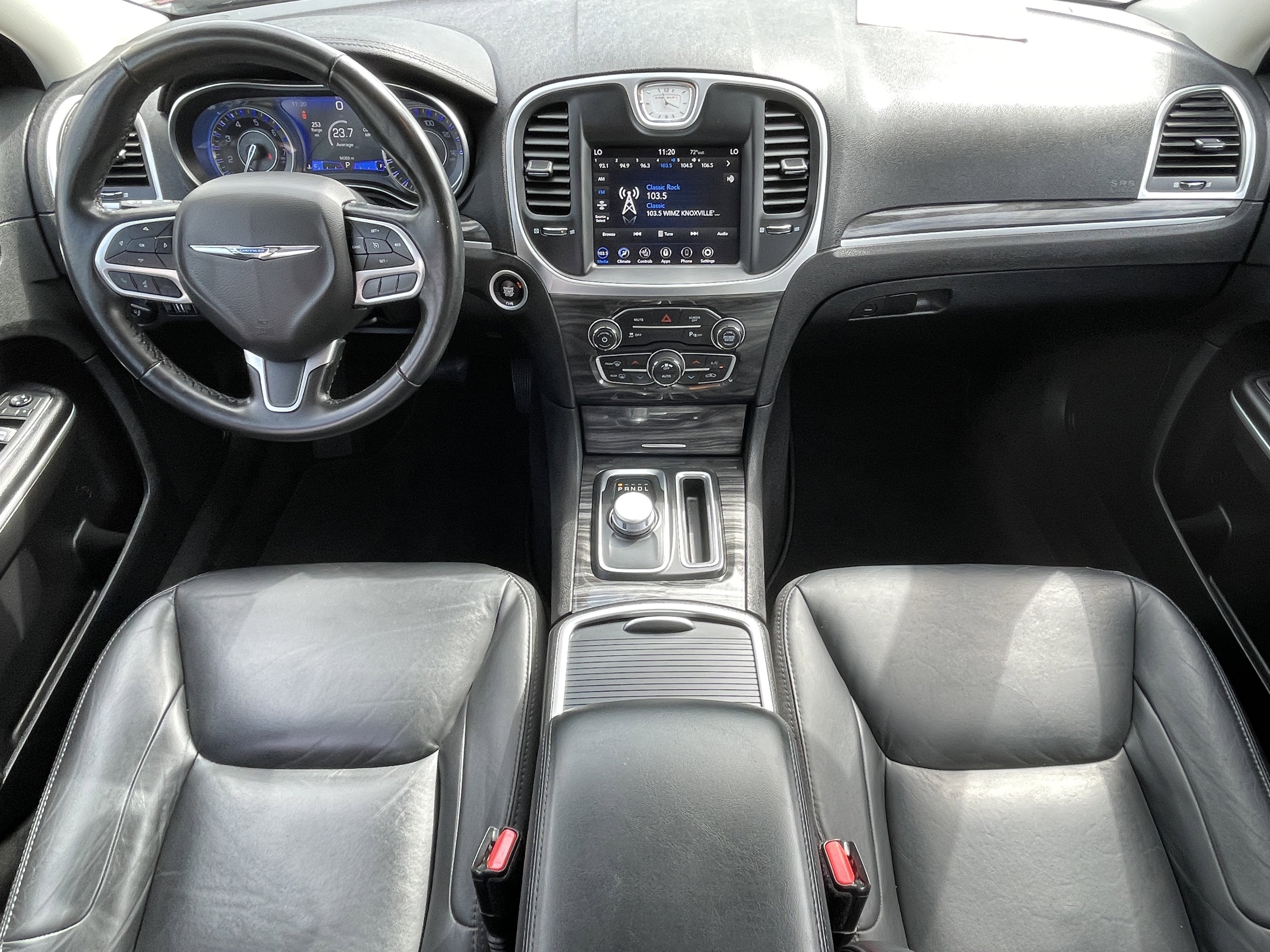 2022 Chrysler 300 Touring L