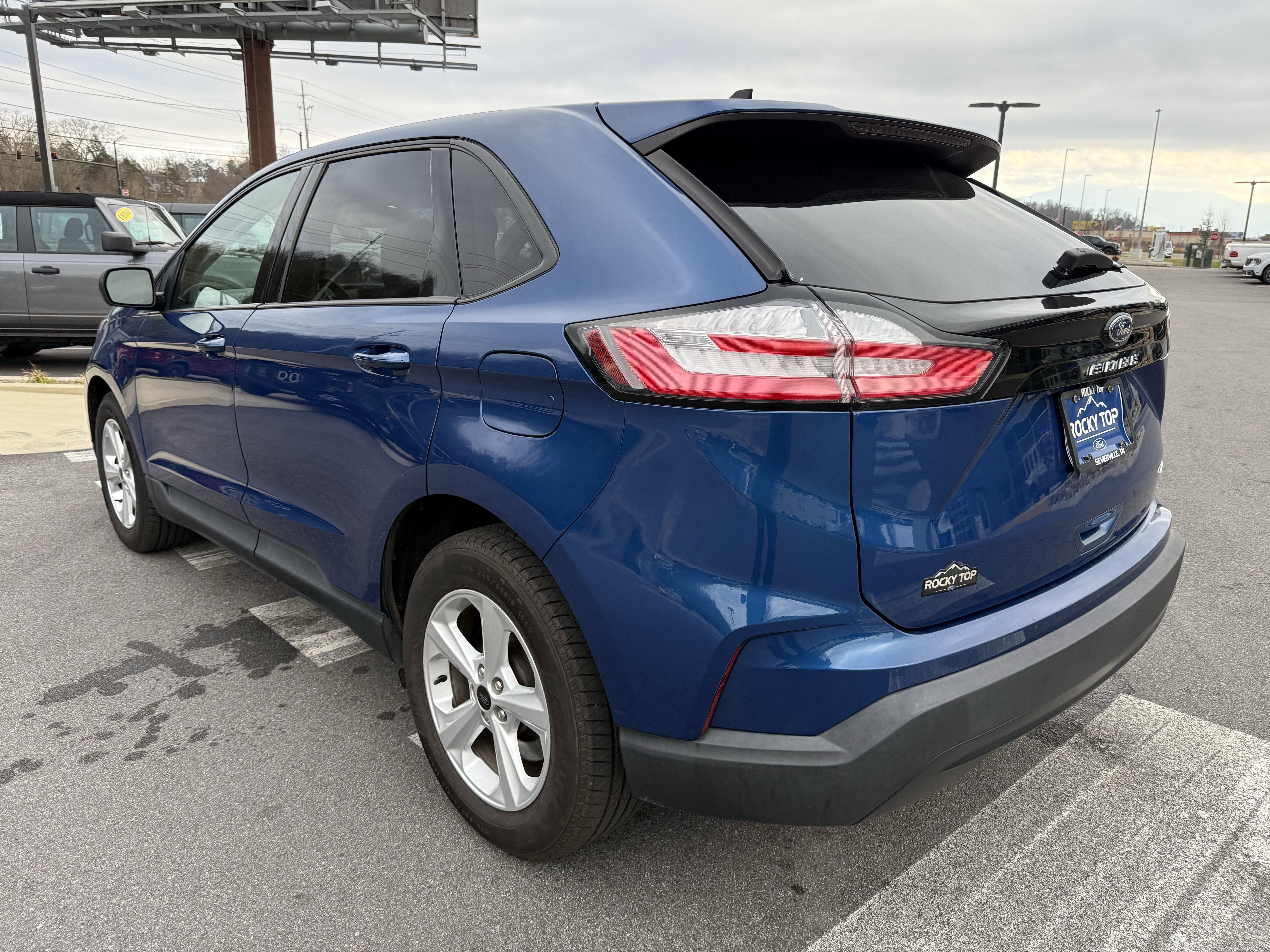 2023 Ford Edge SE