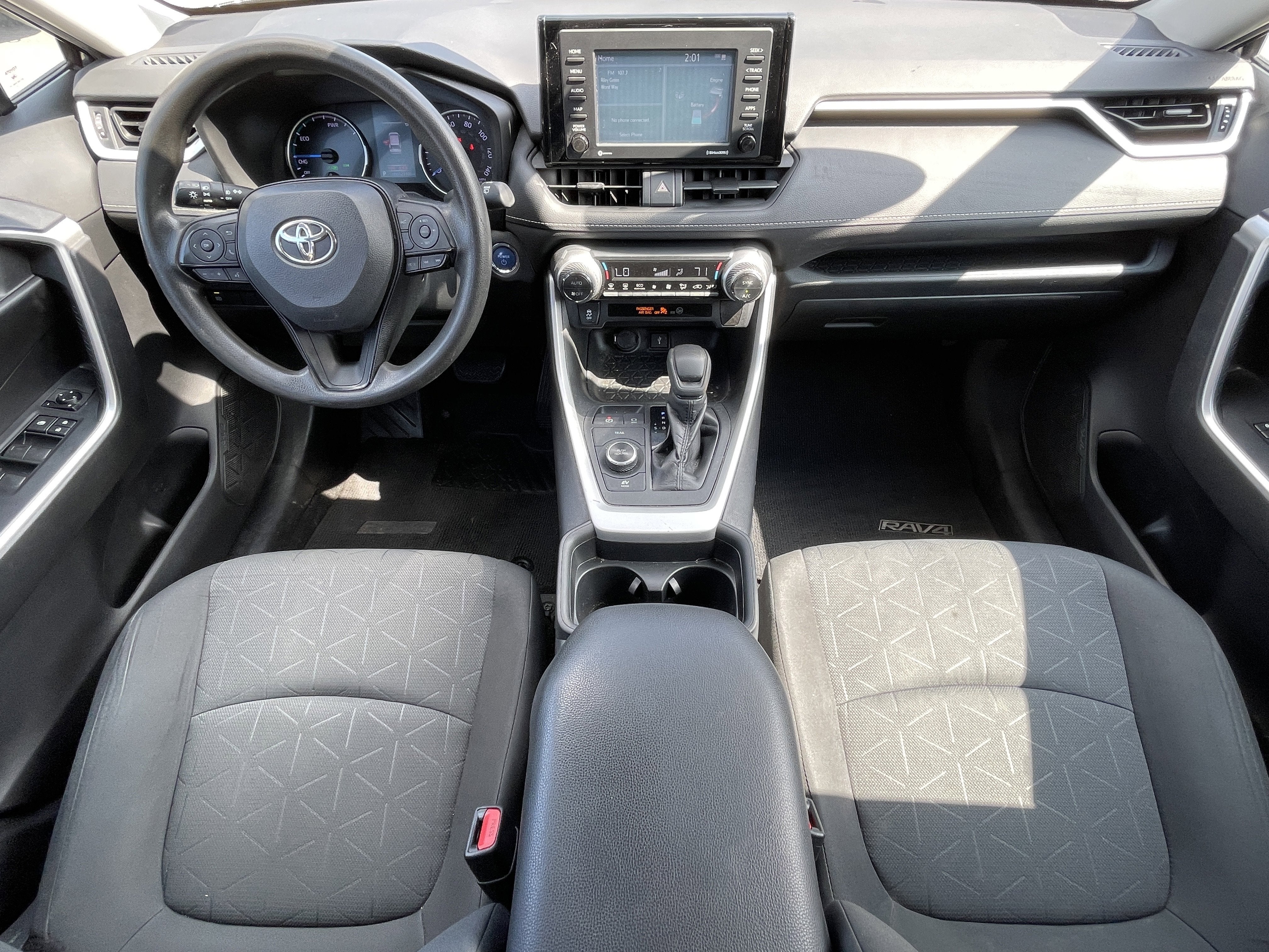 2020 Toyota RAV4 Hybrid XLE