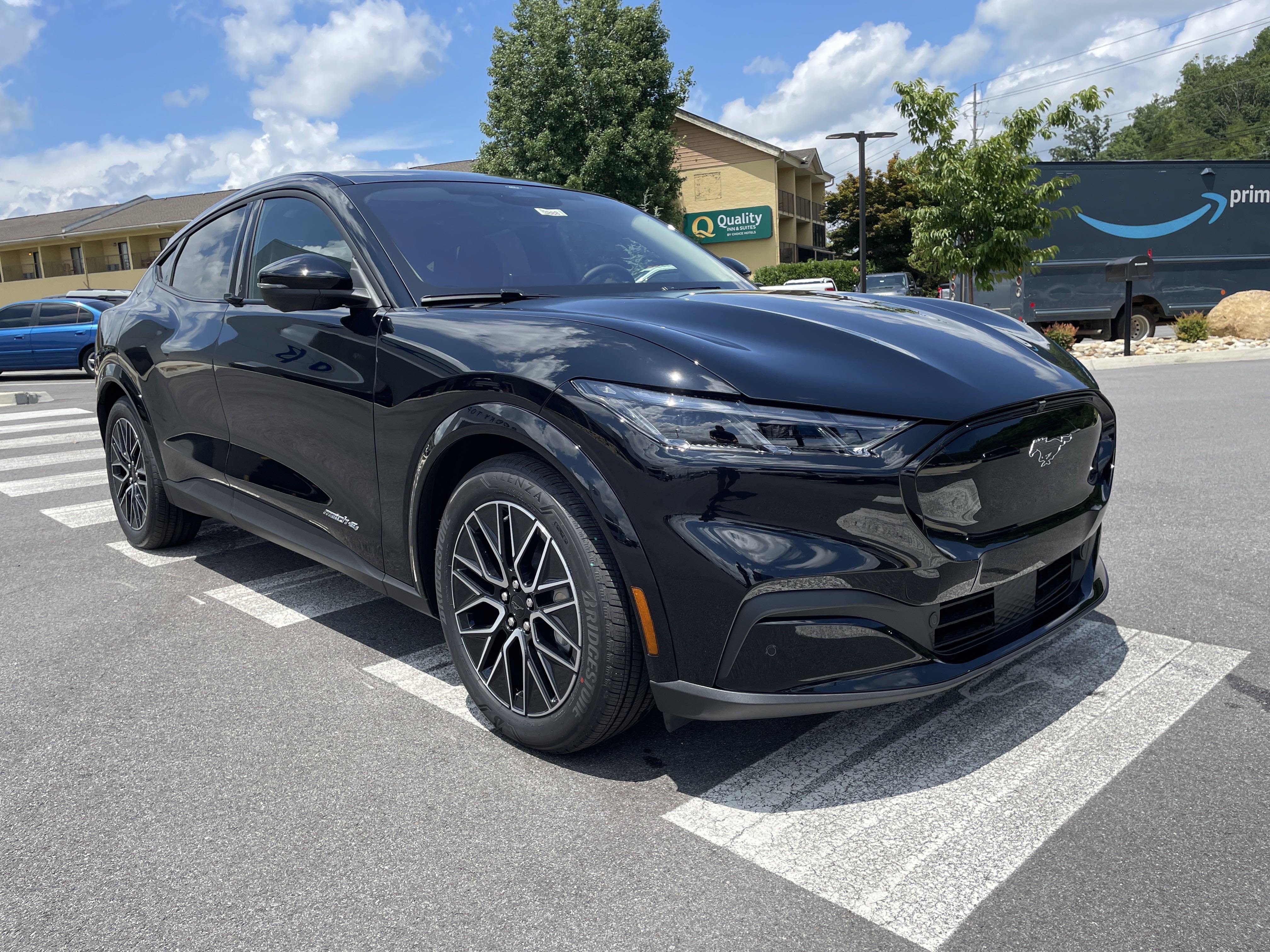 2025 Ford Mustang Mach-E Premium